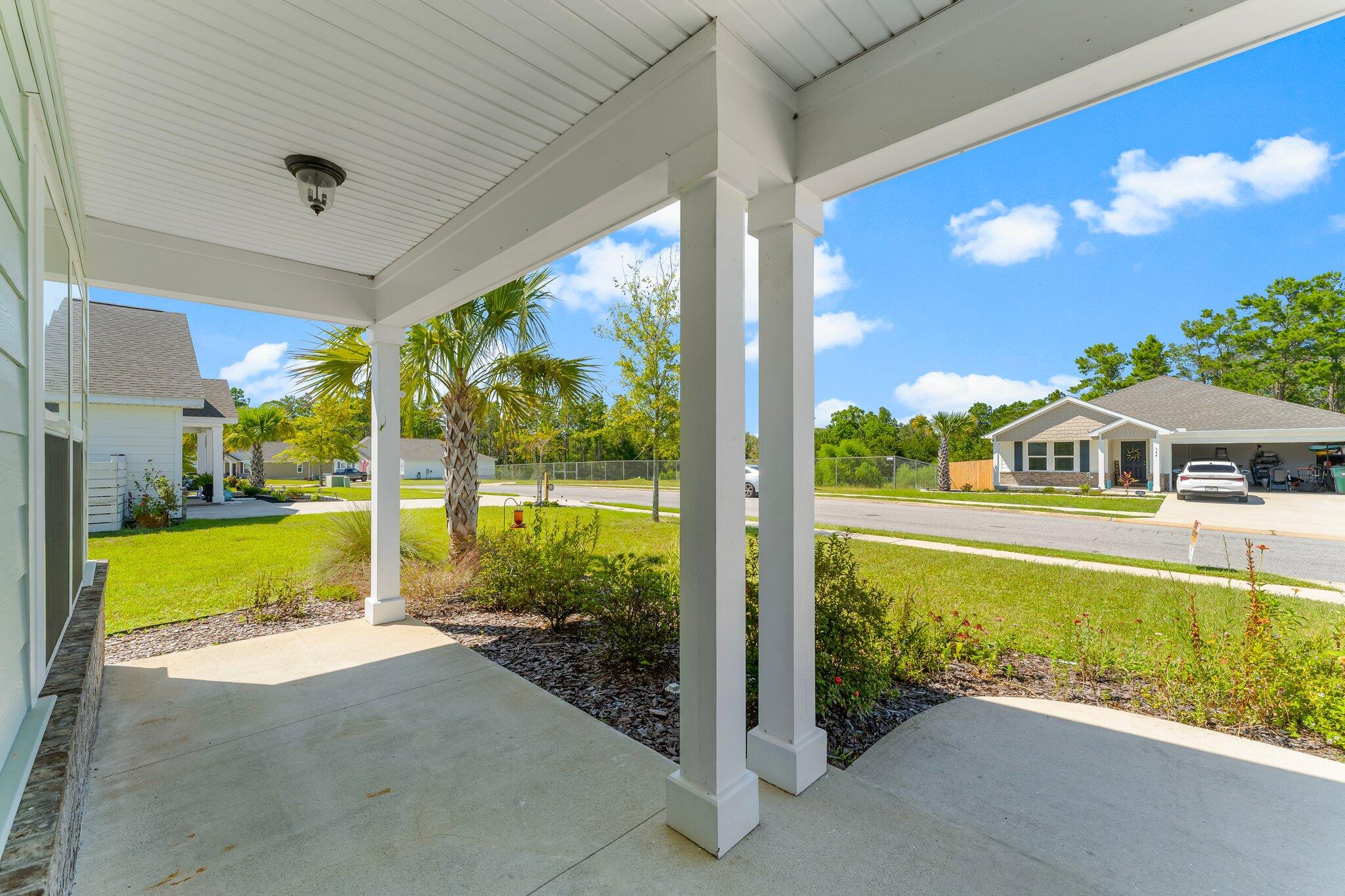 CROSS CREEK - Residential Lease