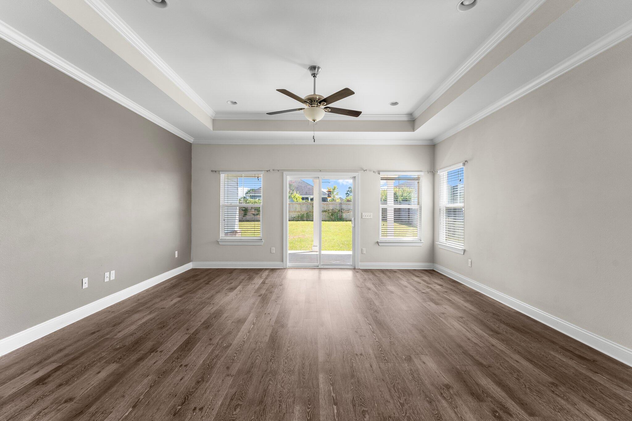 CROSS CREEK - Residential Lease