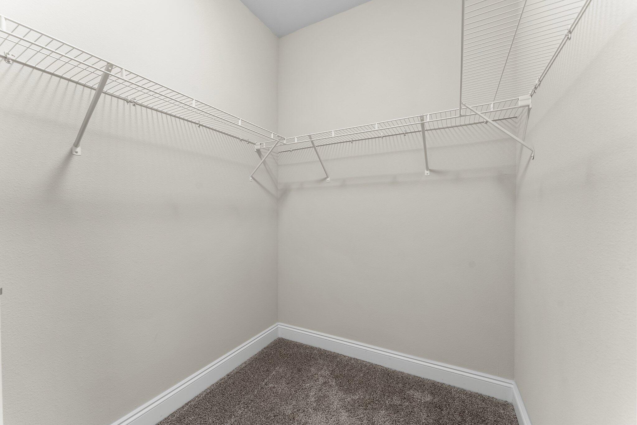 CROSS CREEK - Residential Lease