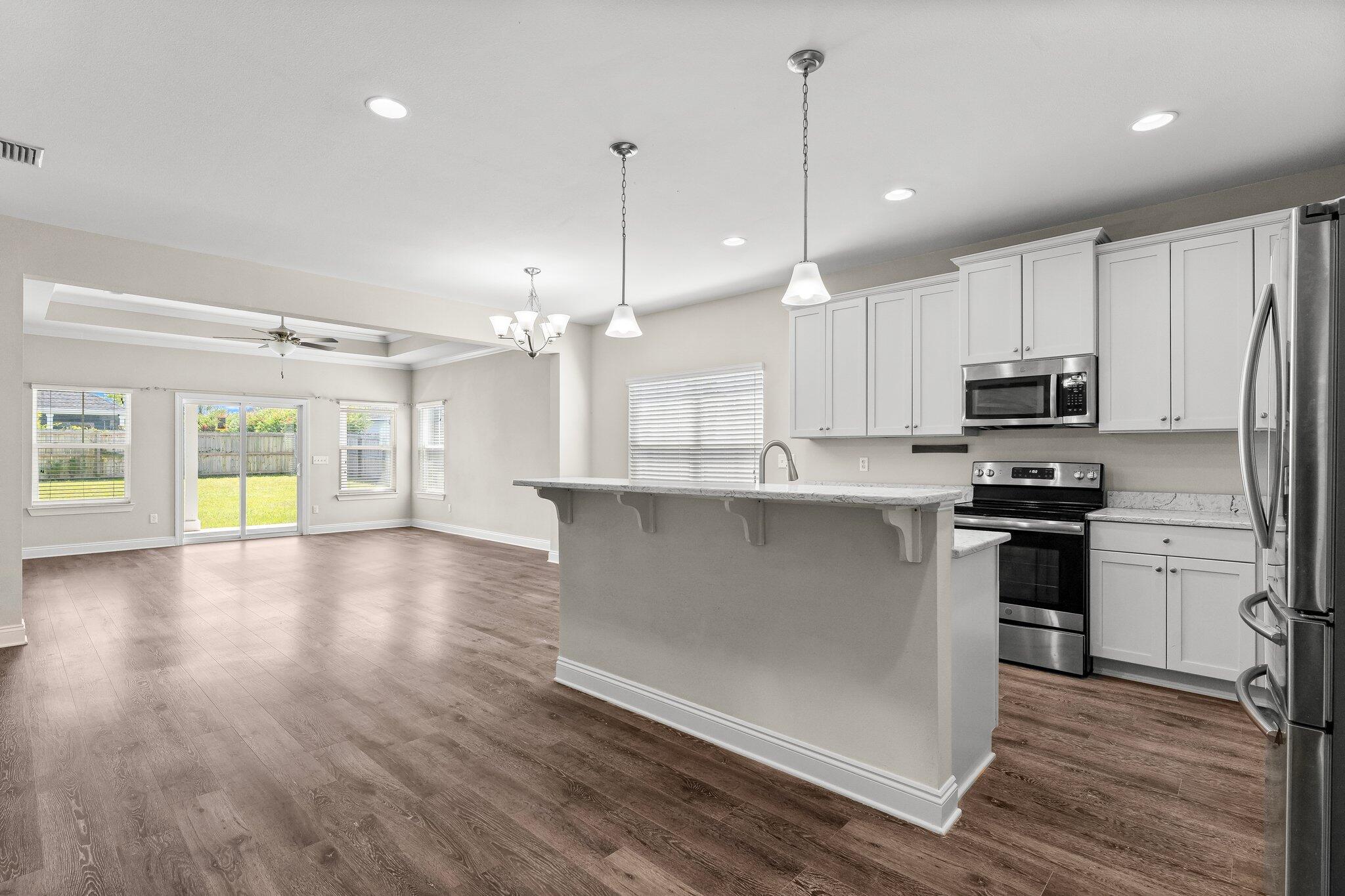 CROSS CREEK - Residential Lease