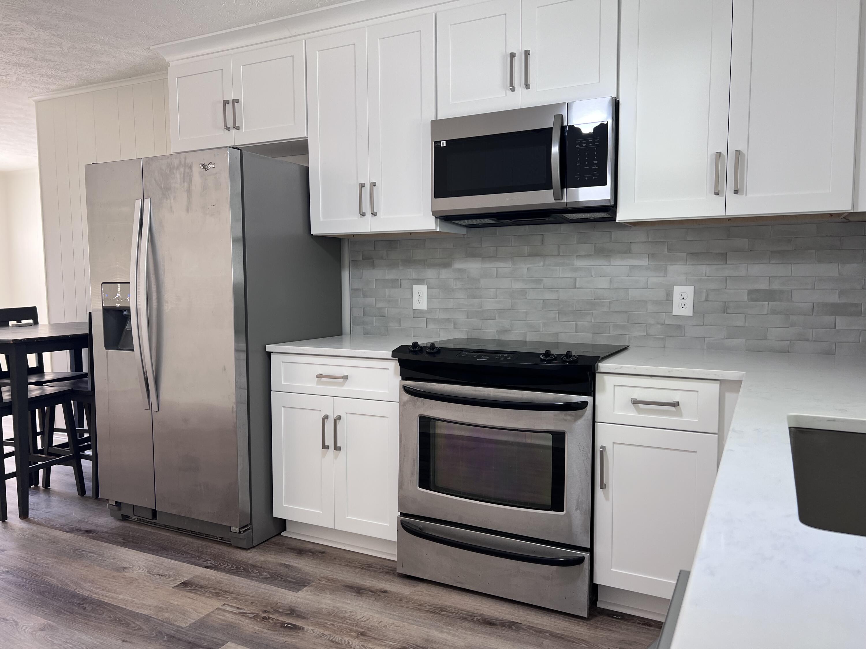 EL CENTRO BEACH - Residential