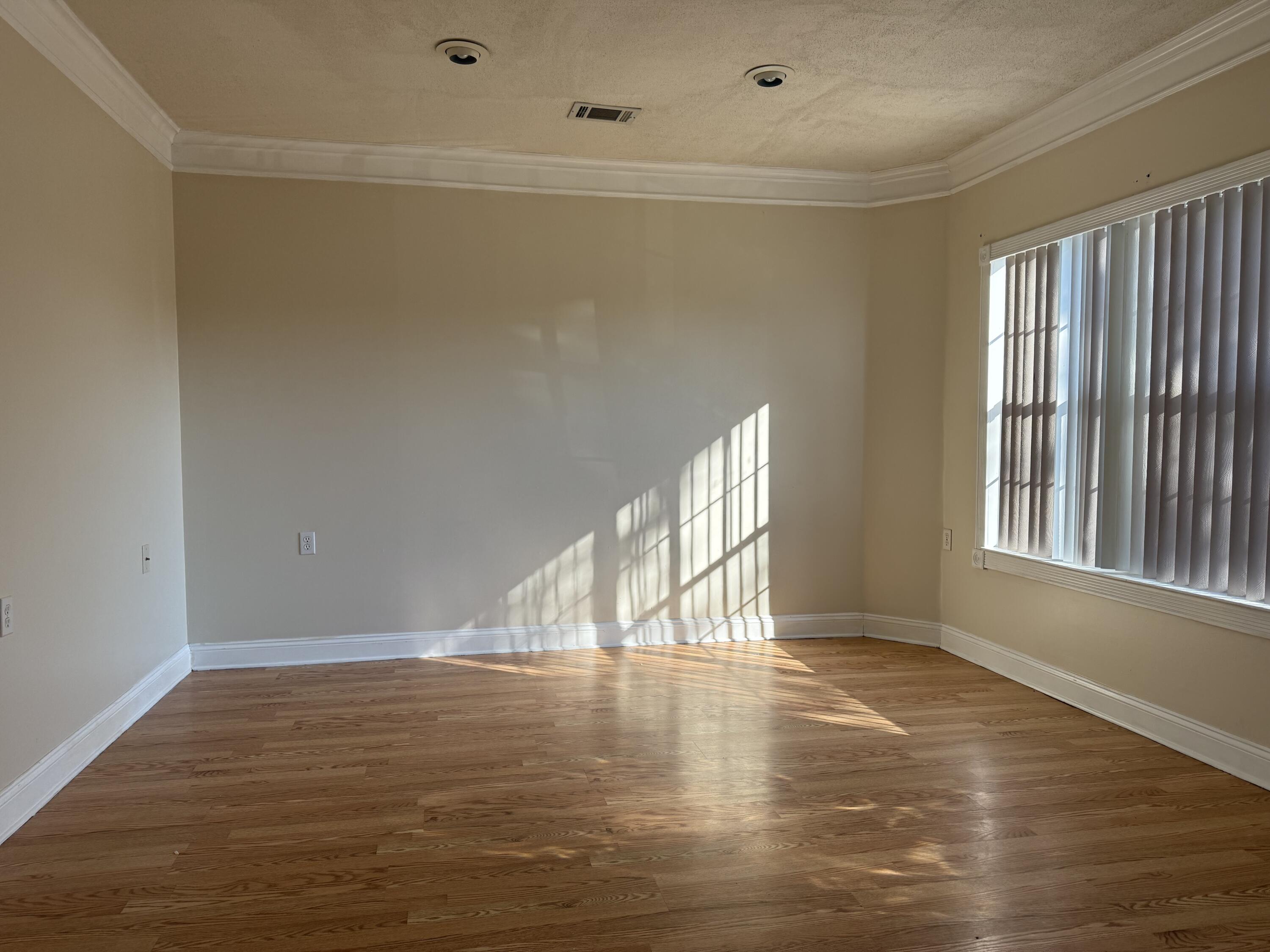 NORTHVIEW ESTATES - Residential Lease