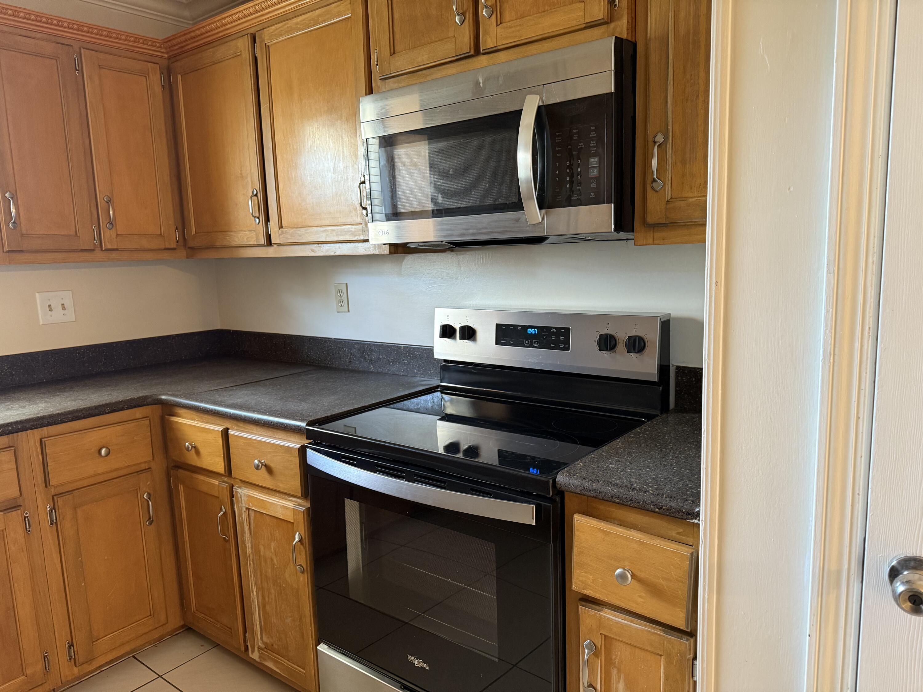 NORTHVIEW ESTATES - Residential Lease