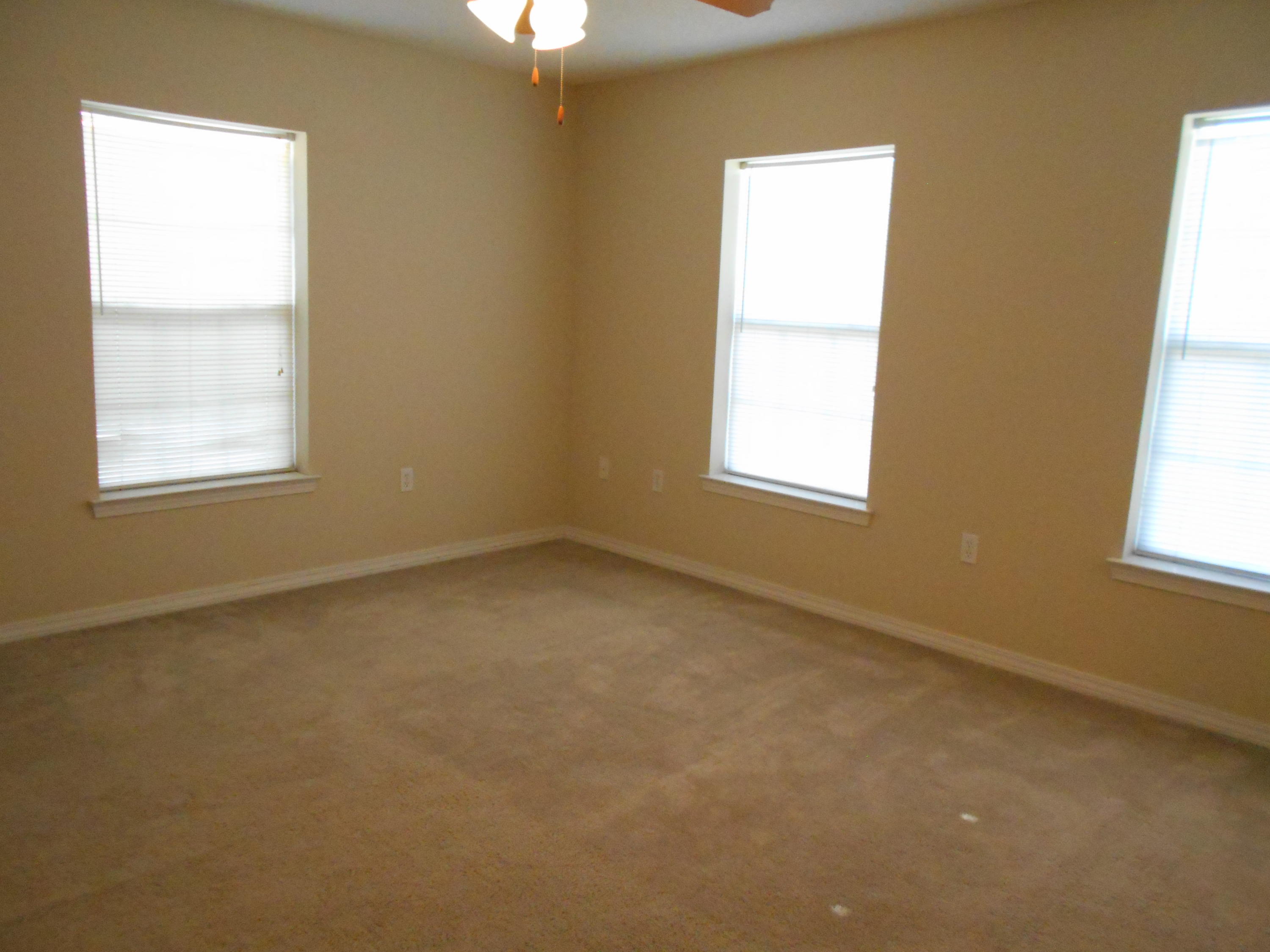 SHILOH PLACE T/H - Residential Lease