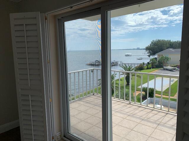 CENTURY PARK WEST - Residential Lease