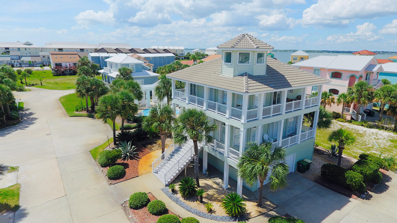 VILLAGE AT NAVARRE - Residential