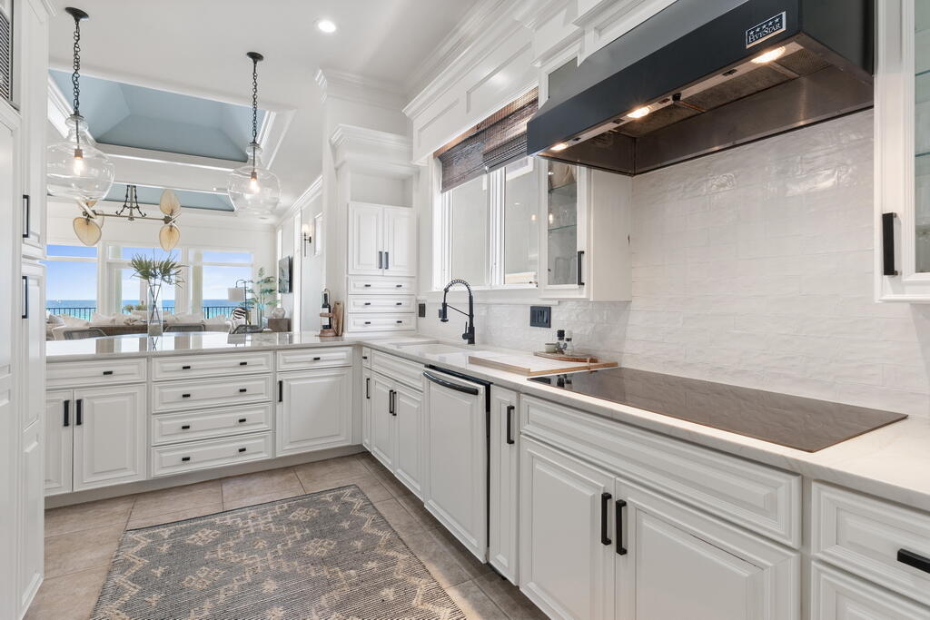DESTINY BY THE SEA - Residential