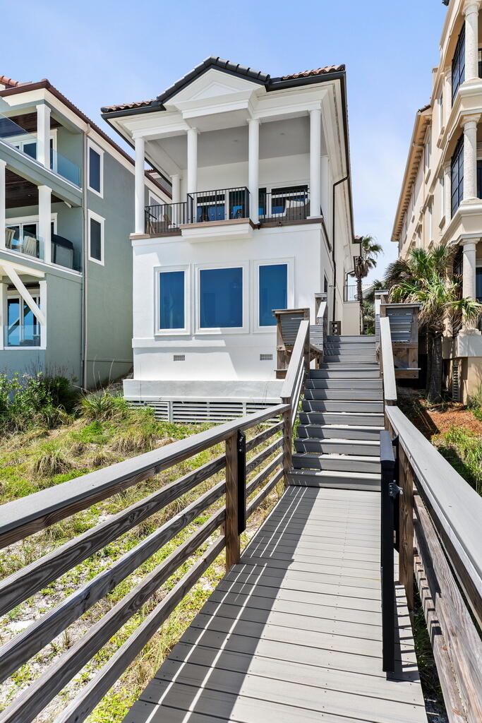 DESTINY BY THE SEA - Residential
