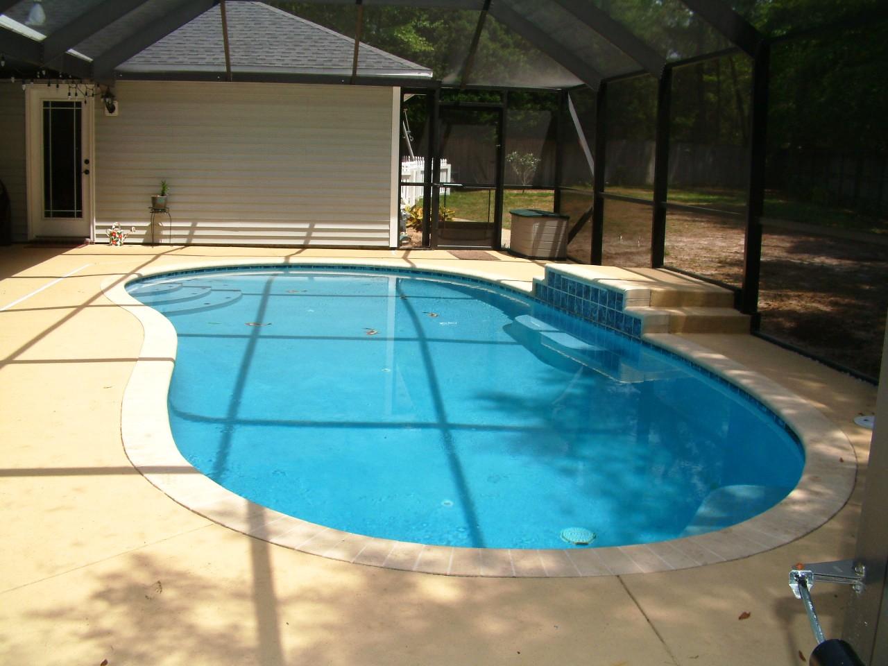 VILLAGE OF BOLTON AT BLUEWATER BAY - Residential