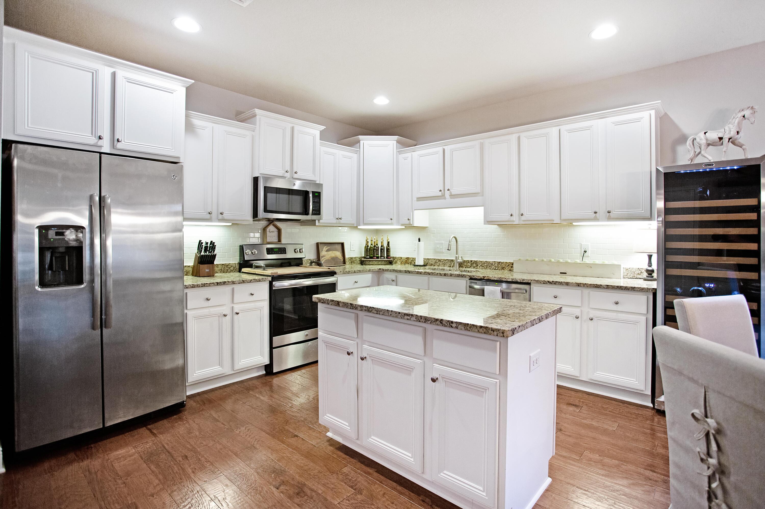 DRIFTWOOD ESTATES - Residential