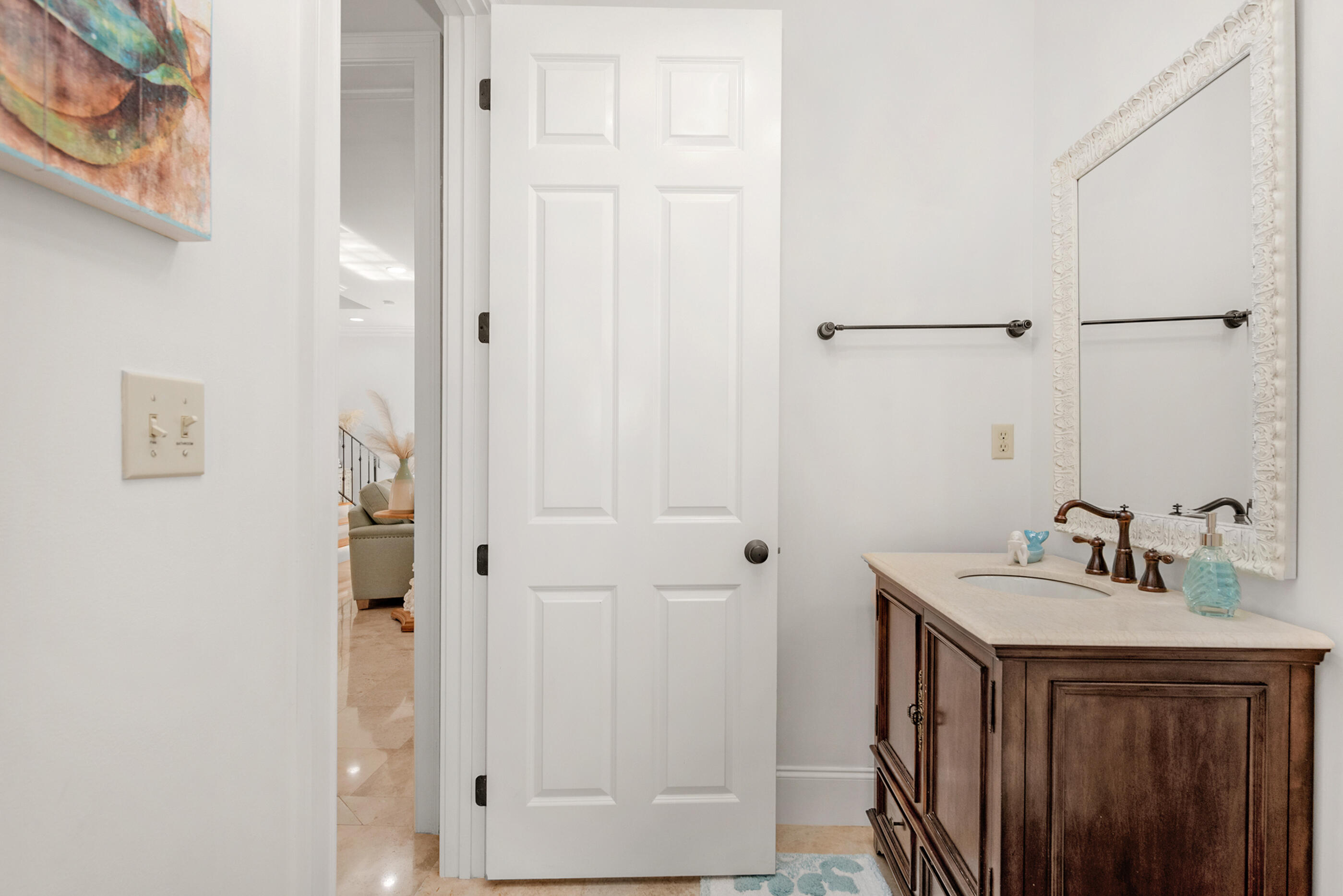 BAYTOWNE AVE EAST - Residential