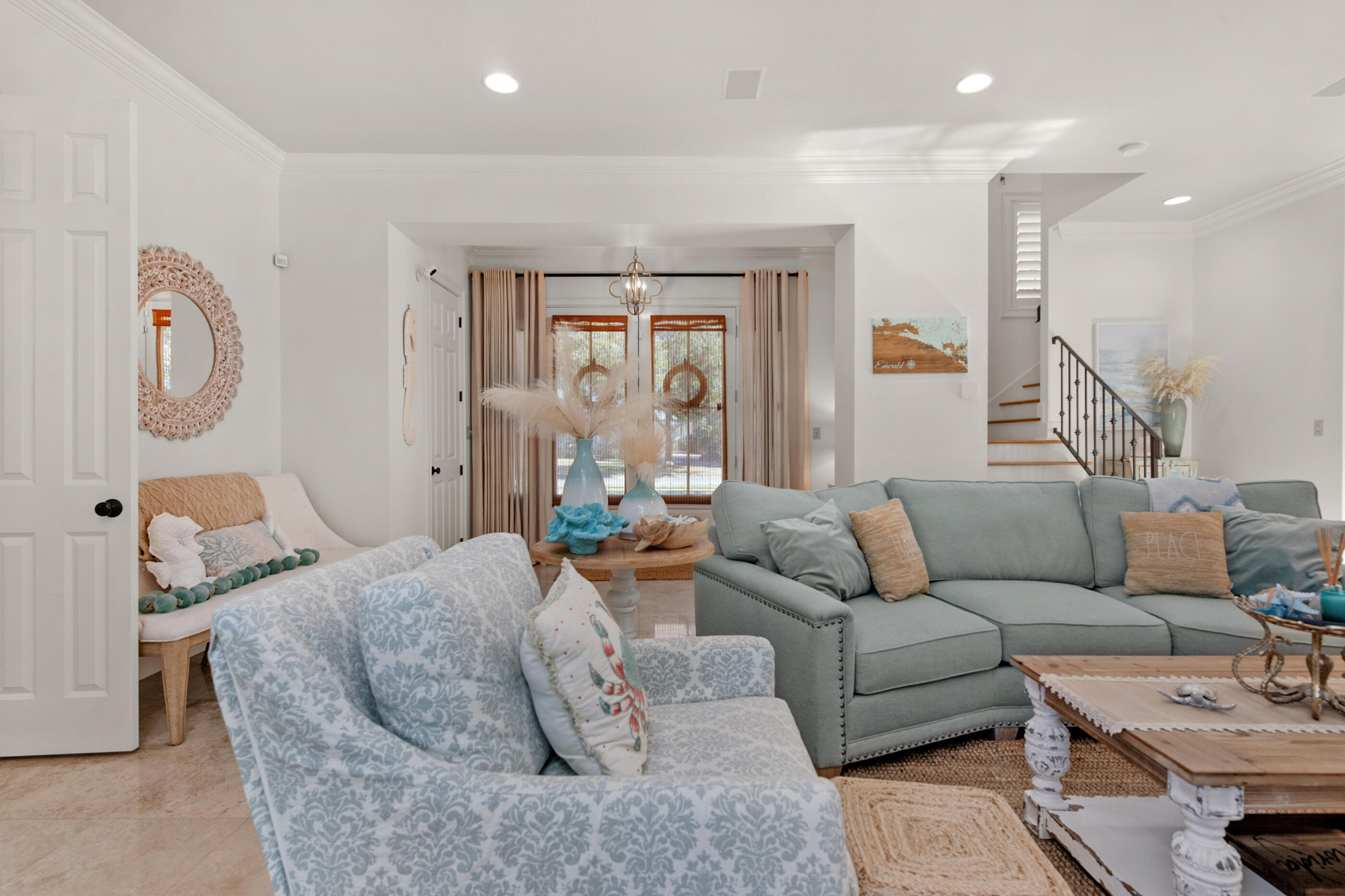 BAYTOWNE AVE EAST - Residential