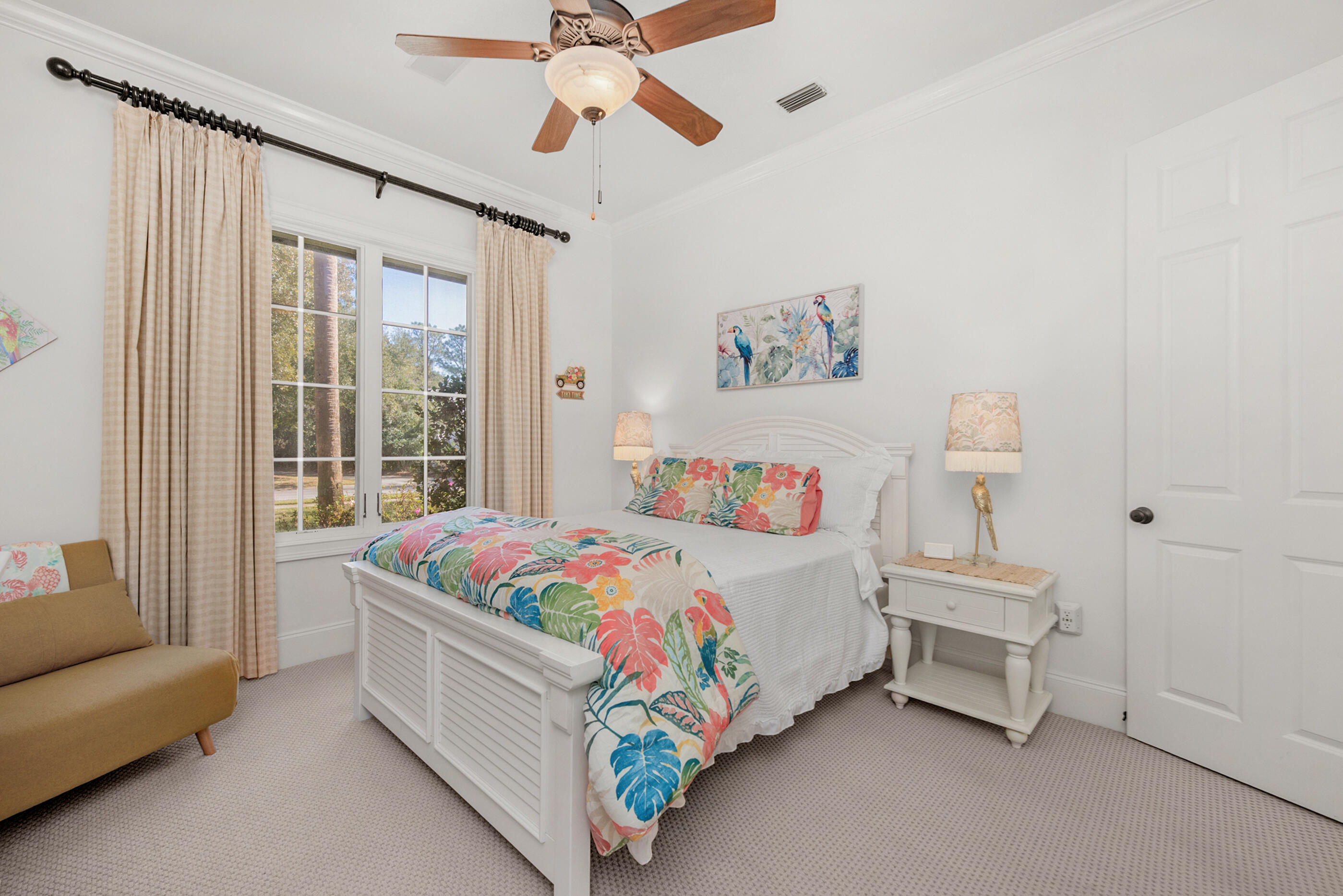 BAYTOWNE AVE EAST - Residential