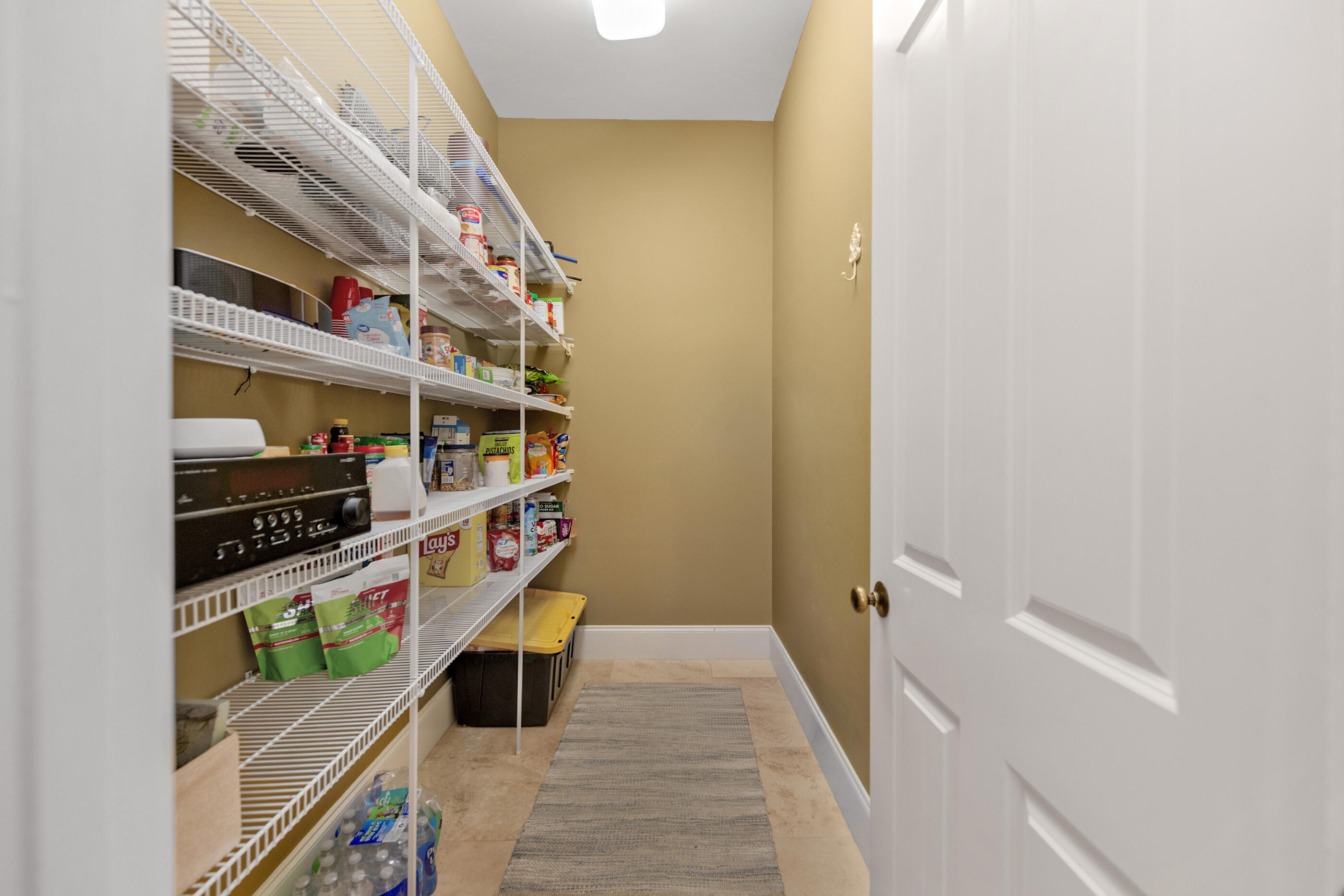 BAYTOWNE AVE EAST - Residential