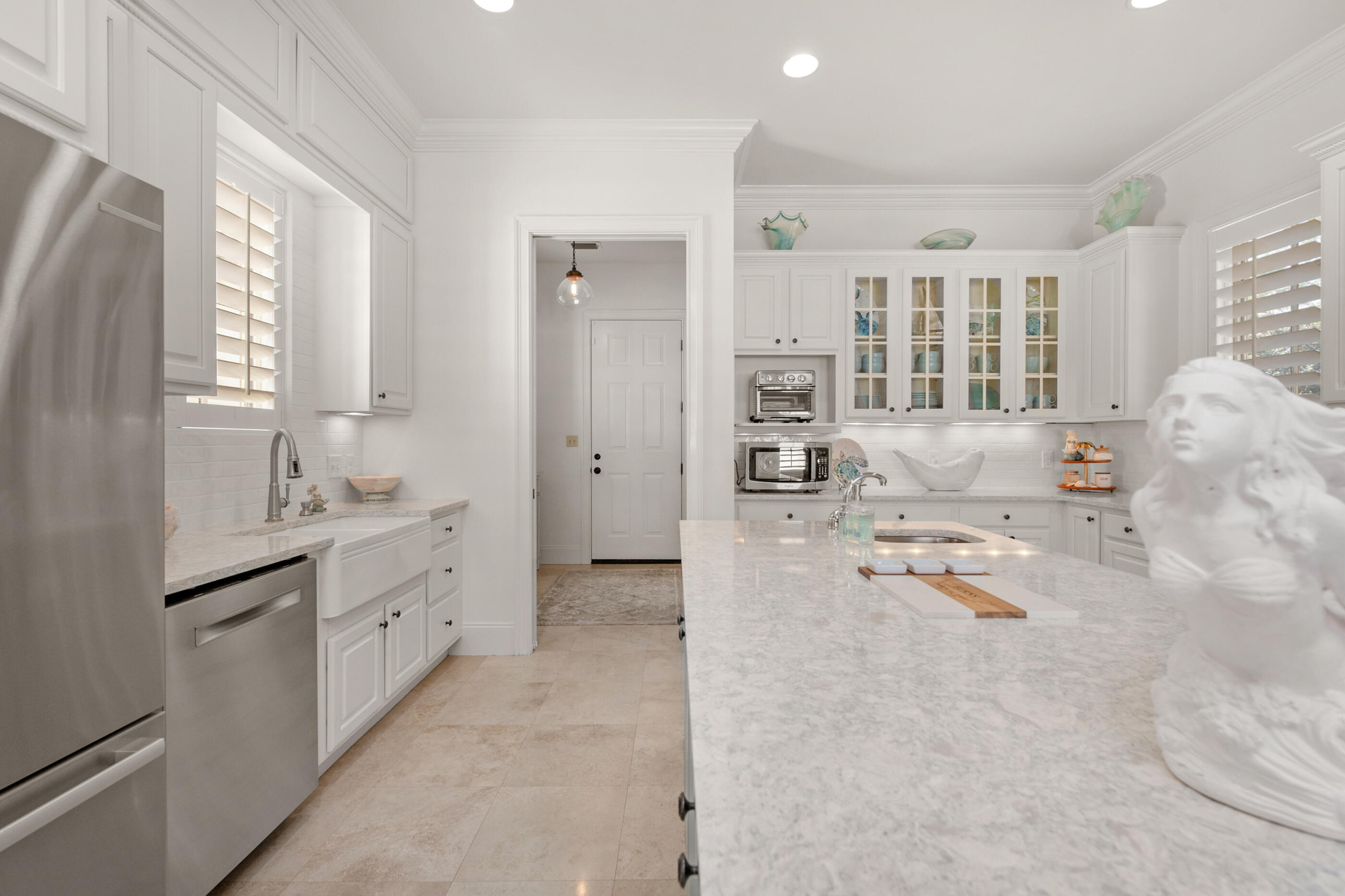 BAYTOWNE AVE EAST - Residential