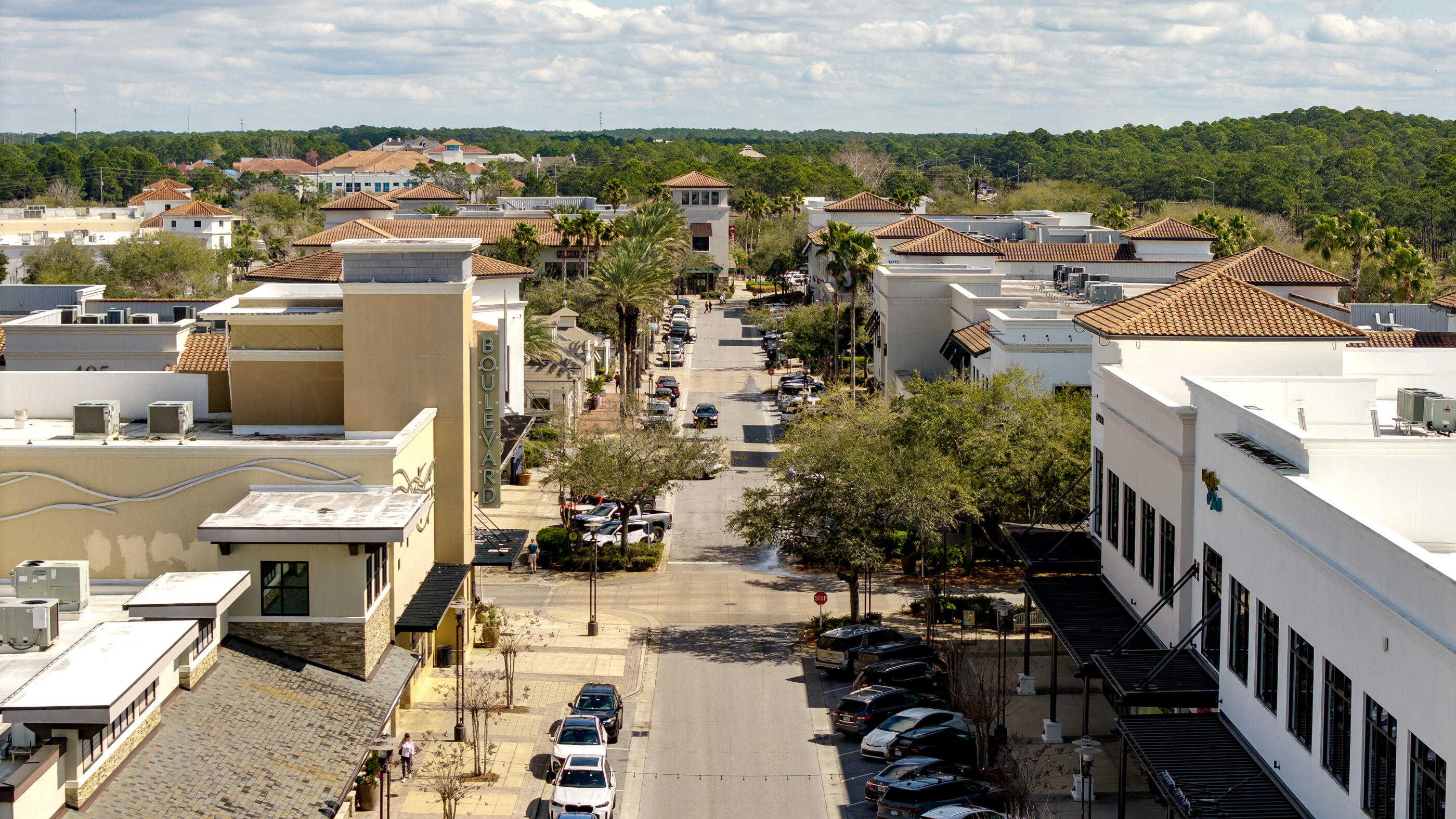 BAYTOWNE AVE EAST - Residential