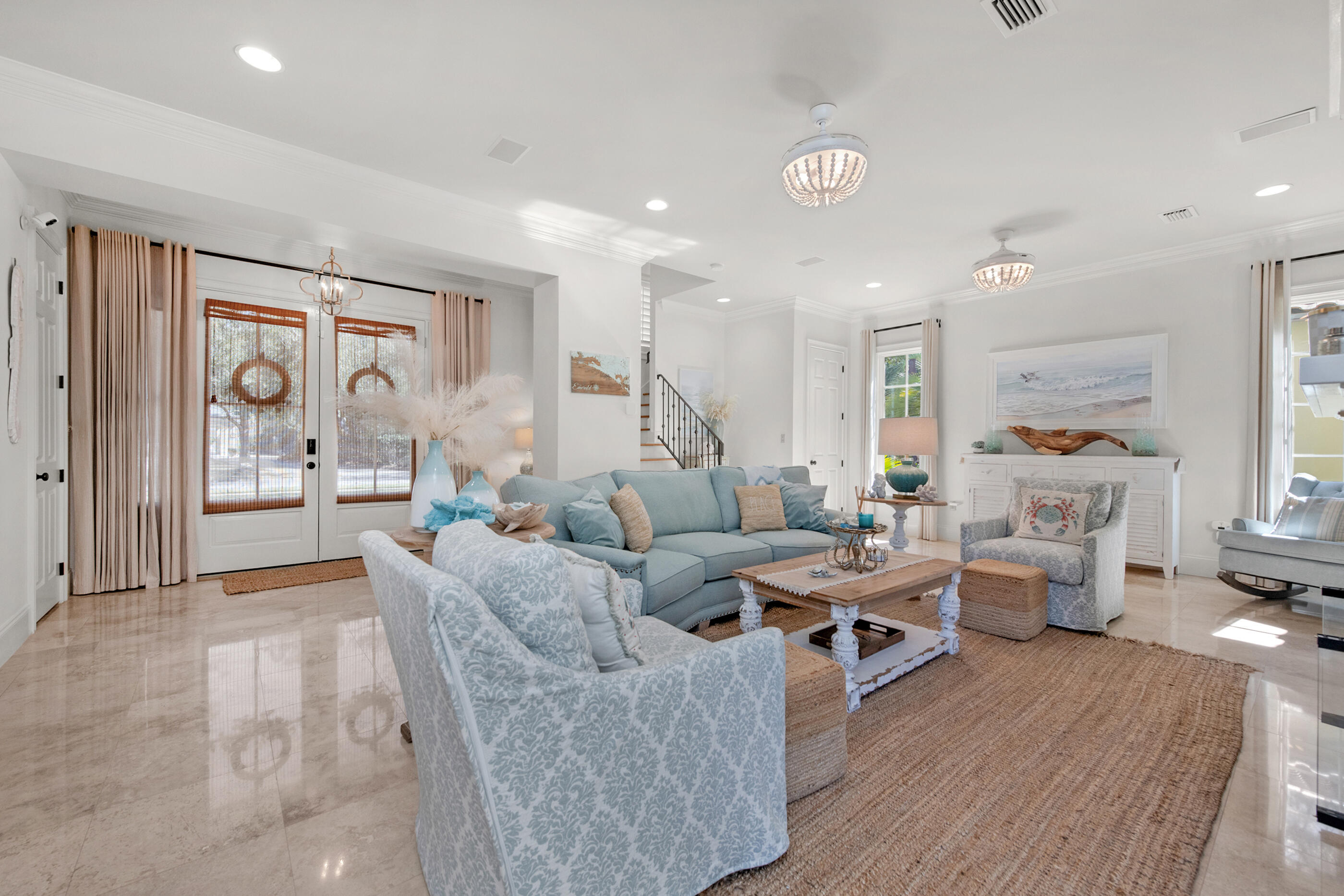 BAYTOWNE AVE EAST - Residential