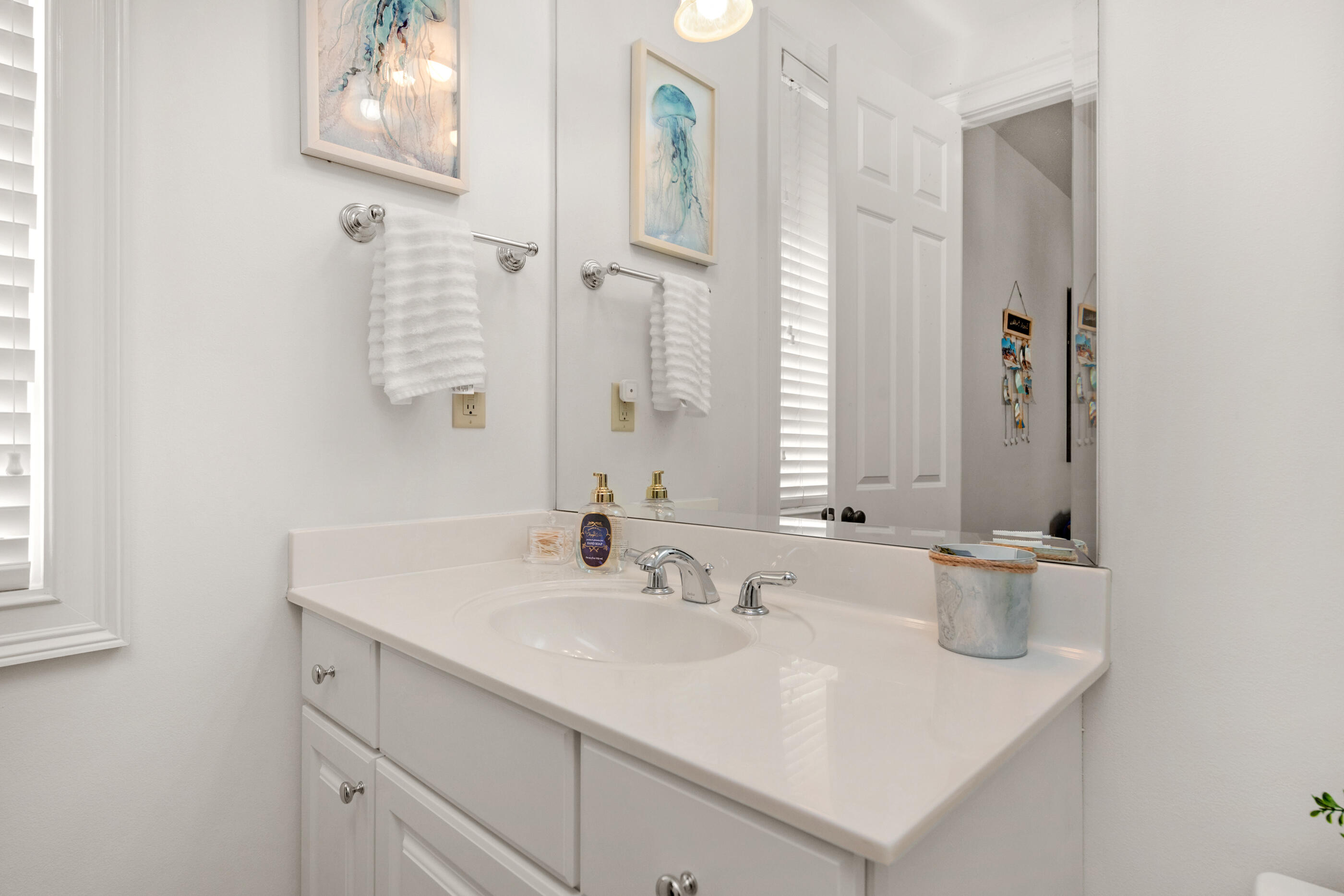 BAYTOWNE AVE EAST - Residential