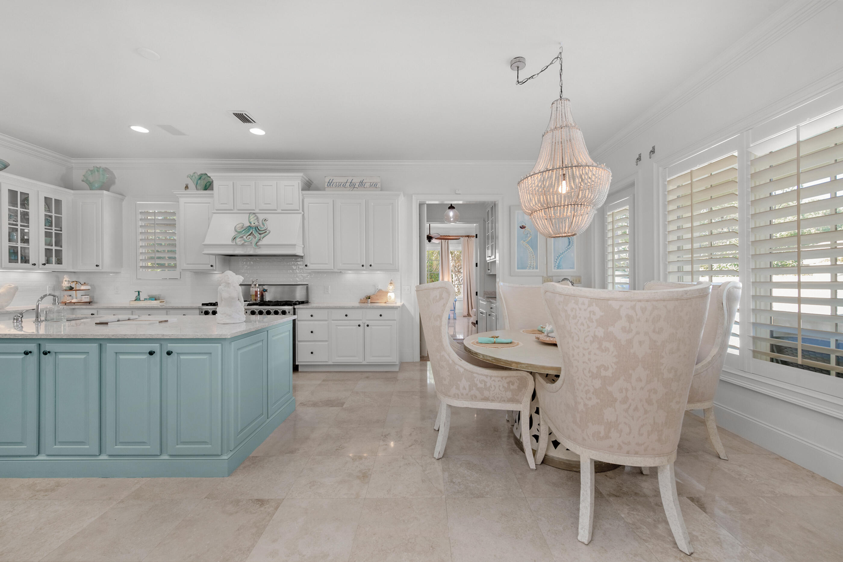 BAYTOWNE AVE EAST - Residential