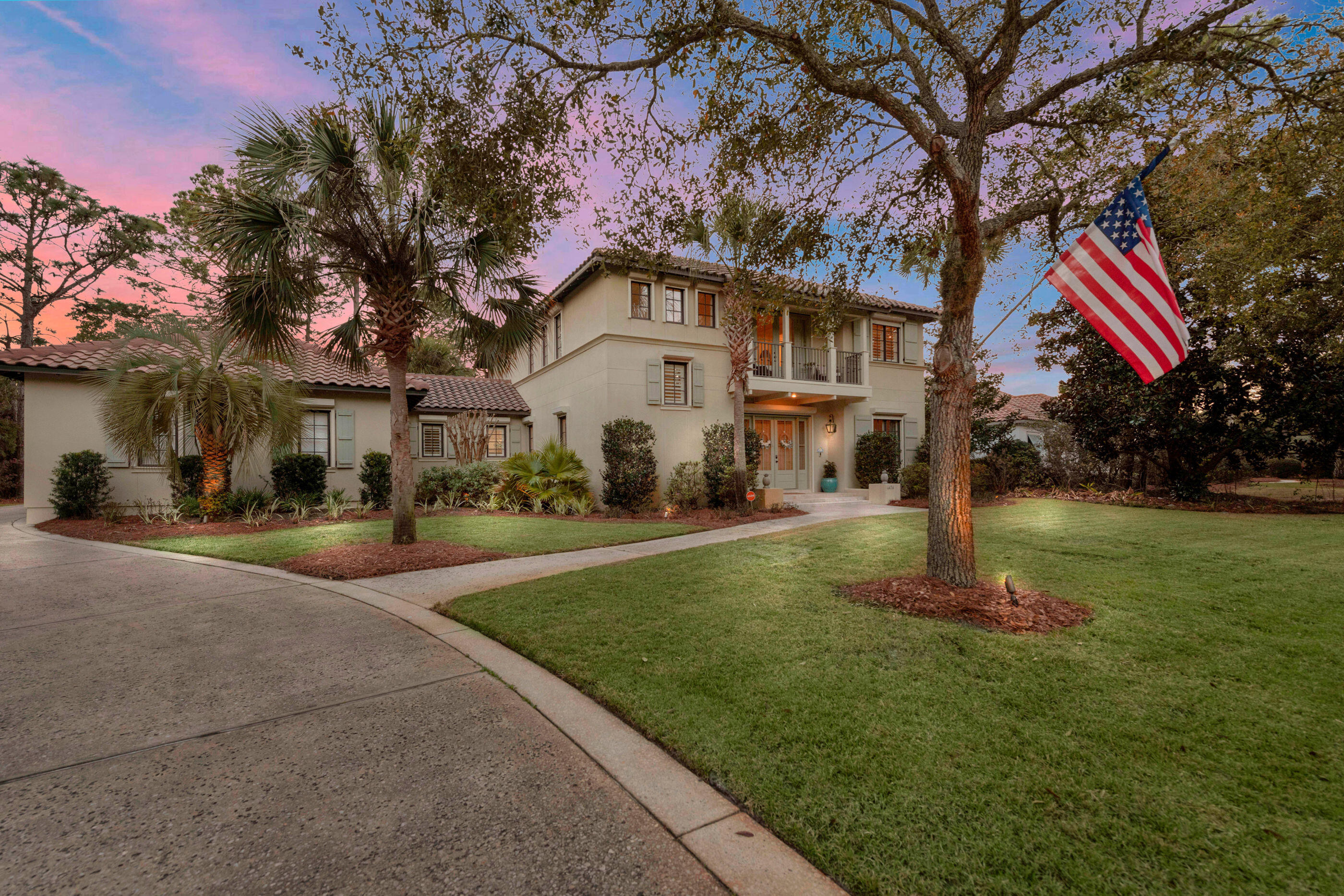 BAYTOWNE AVE EAST - Residential