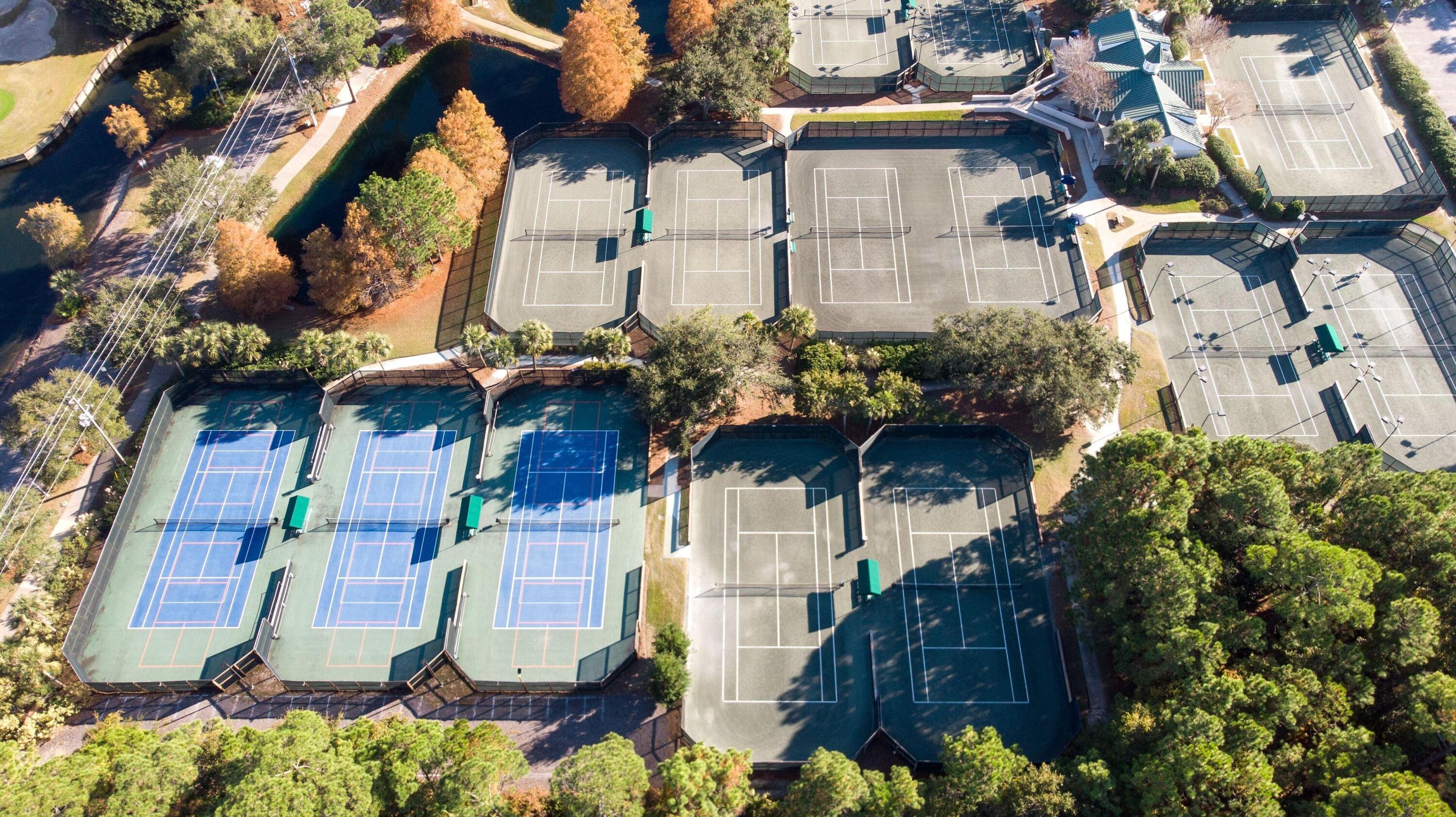 BAYTOWNE AVE EAST - Residential