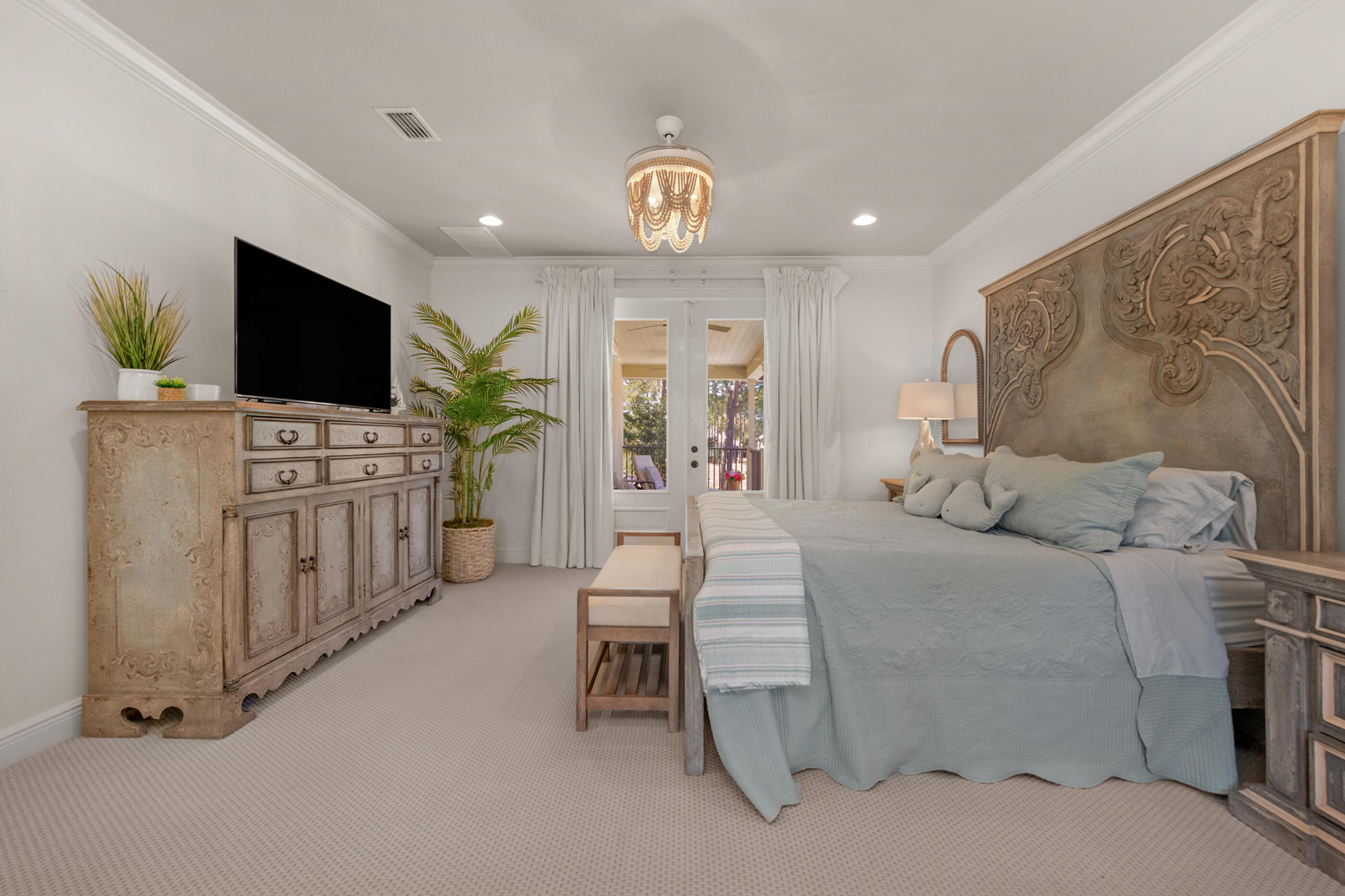 BAYTOWNE AVE EAST - Residential