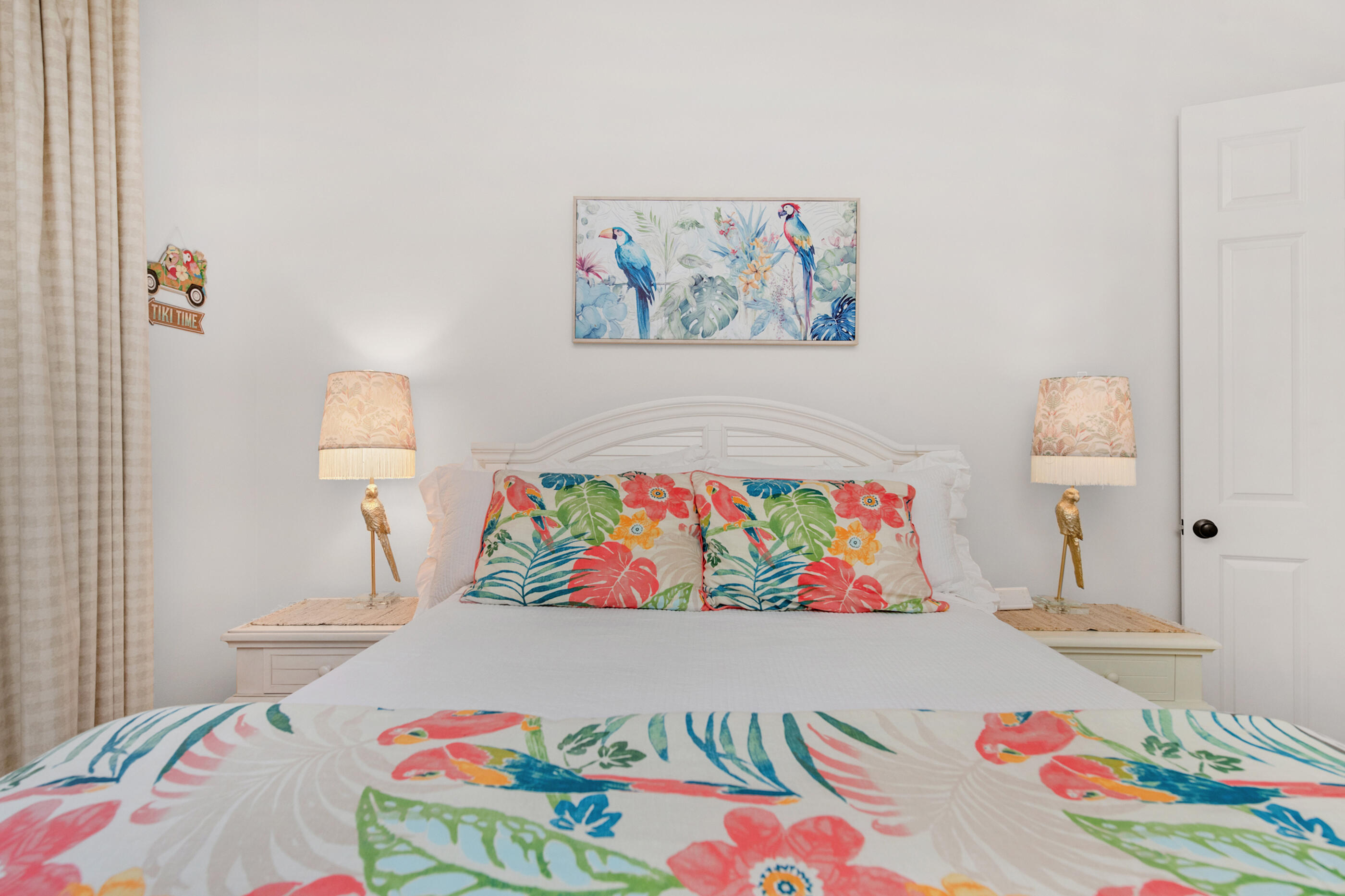 BAYTOWNE AVE EAST - Residential