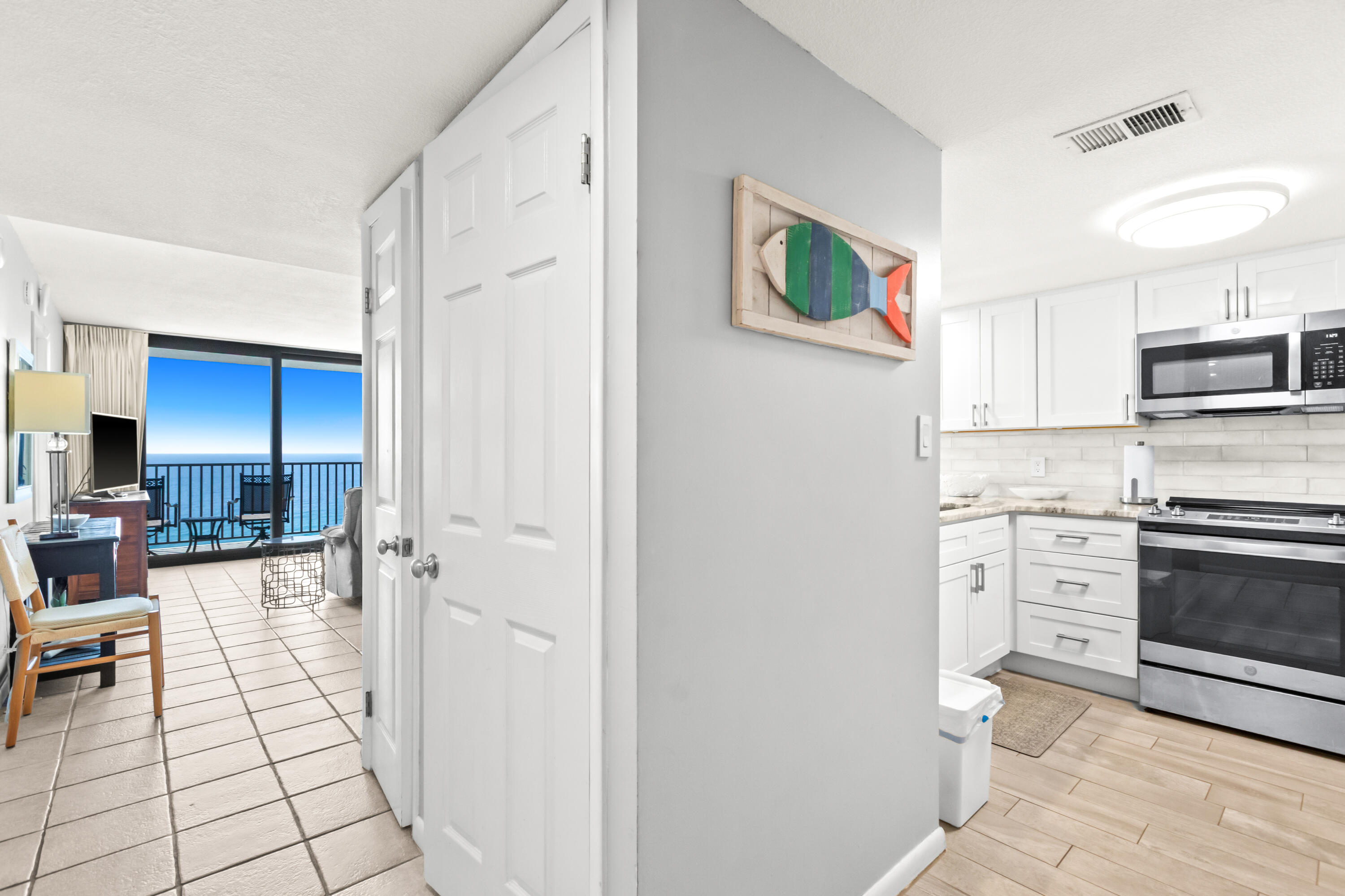 ONE SEAGROVE PLACE CONDOMINIUM - Residential