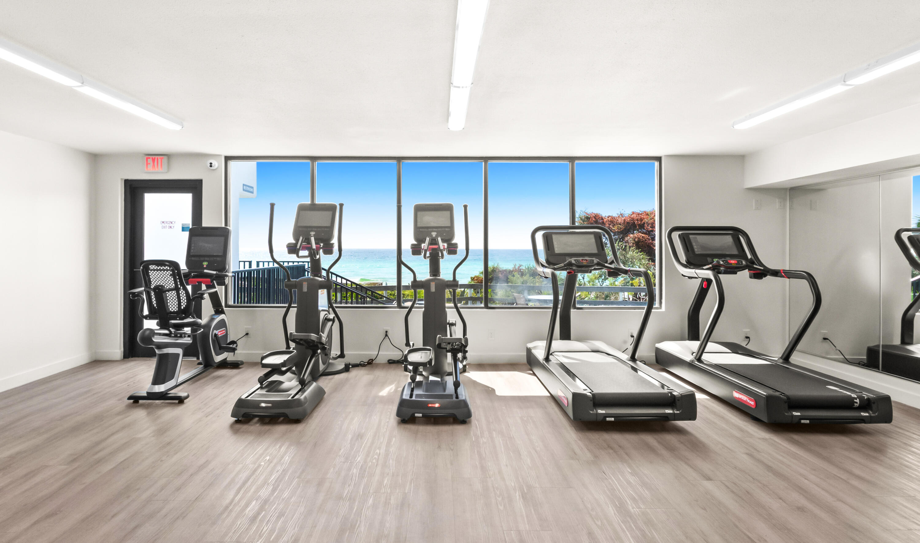 ONE SEAGROVE PLACE CONDOMINIUM - Residential