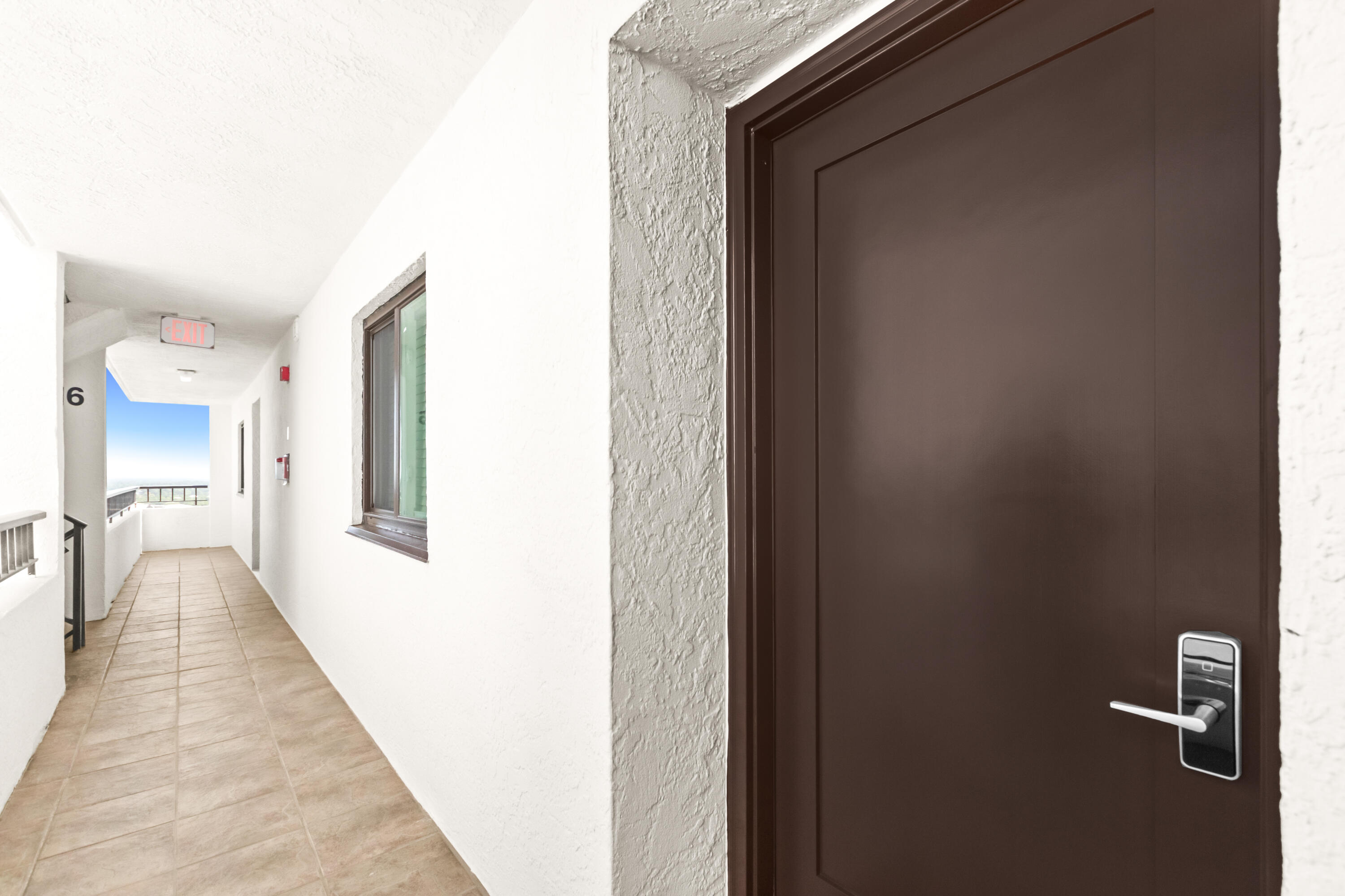 ONE SEAGROVE PLACE CONDOMINIUM - Residential