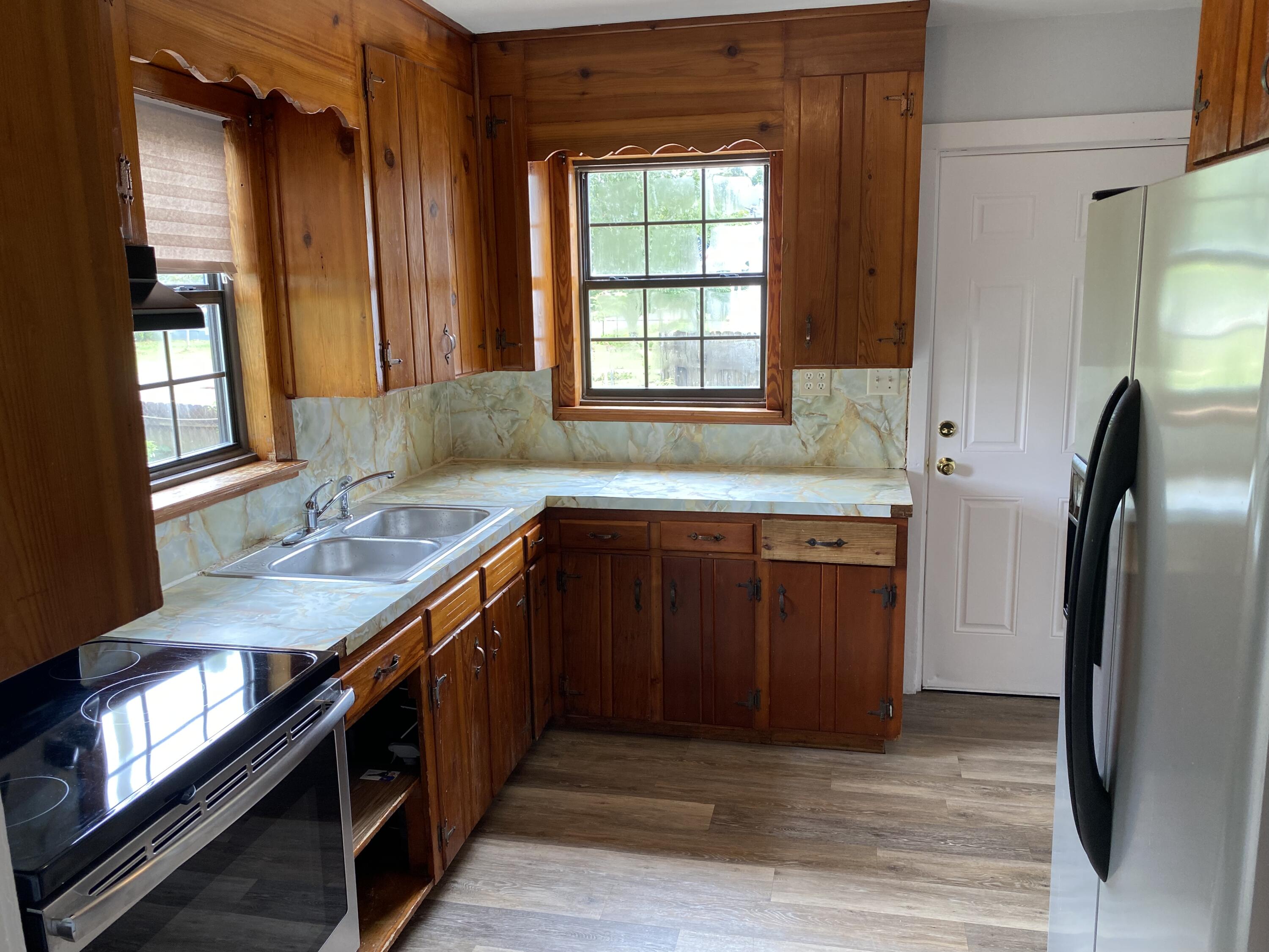 NO RECORDED SUBDIVISION - Residential