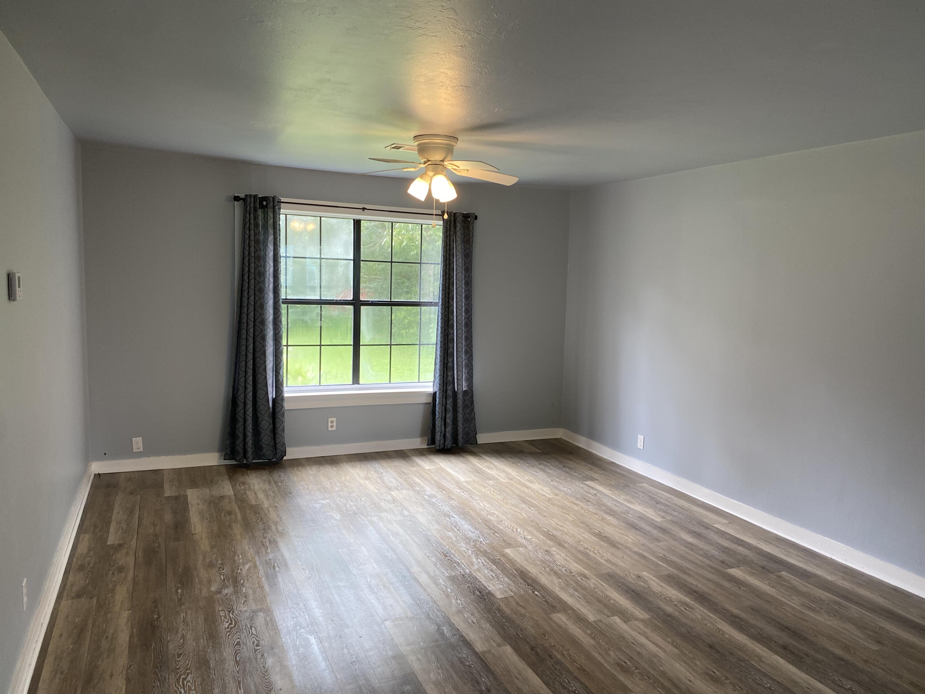 NO RECORDED SUBDIVISION - Residential