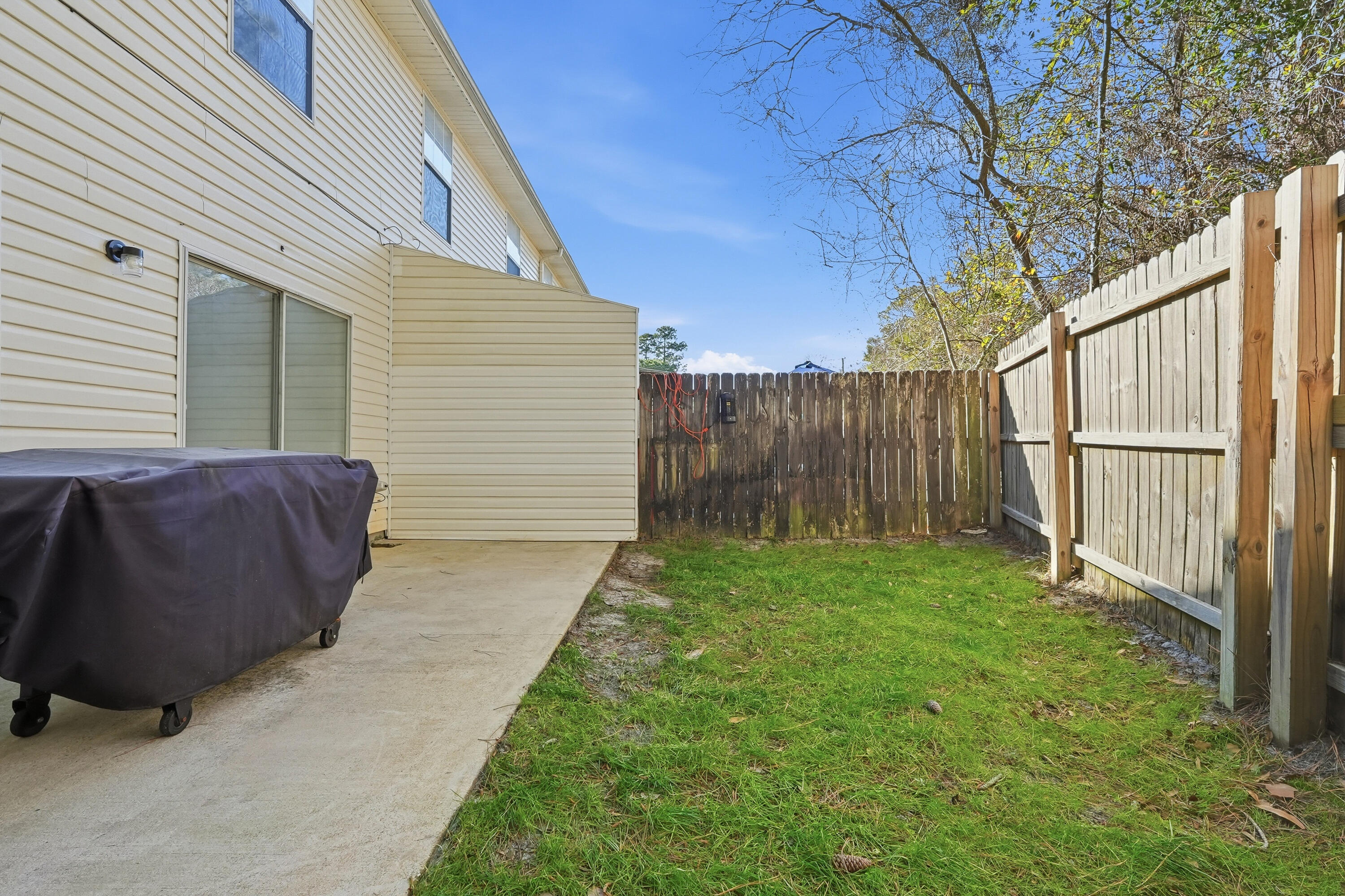 DOMENICAS COVE T/H - Residential