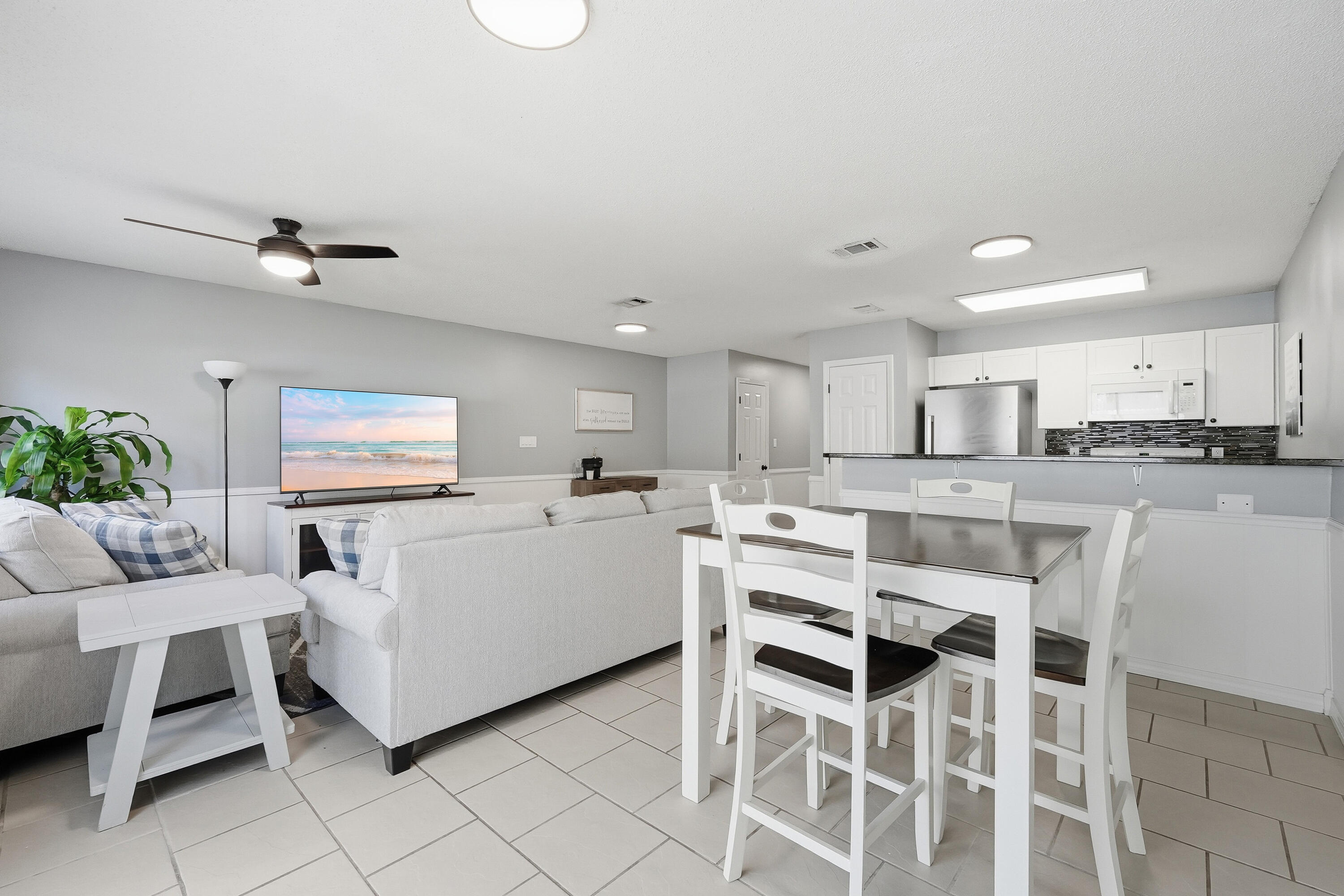 DOMENICAS COVE T/H - Residential