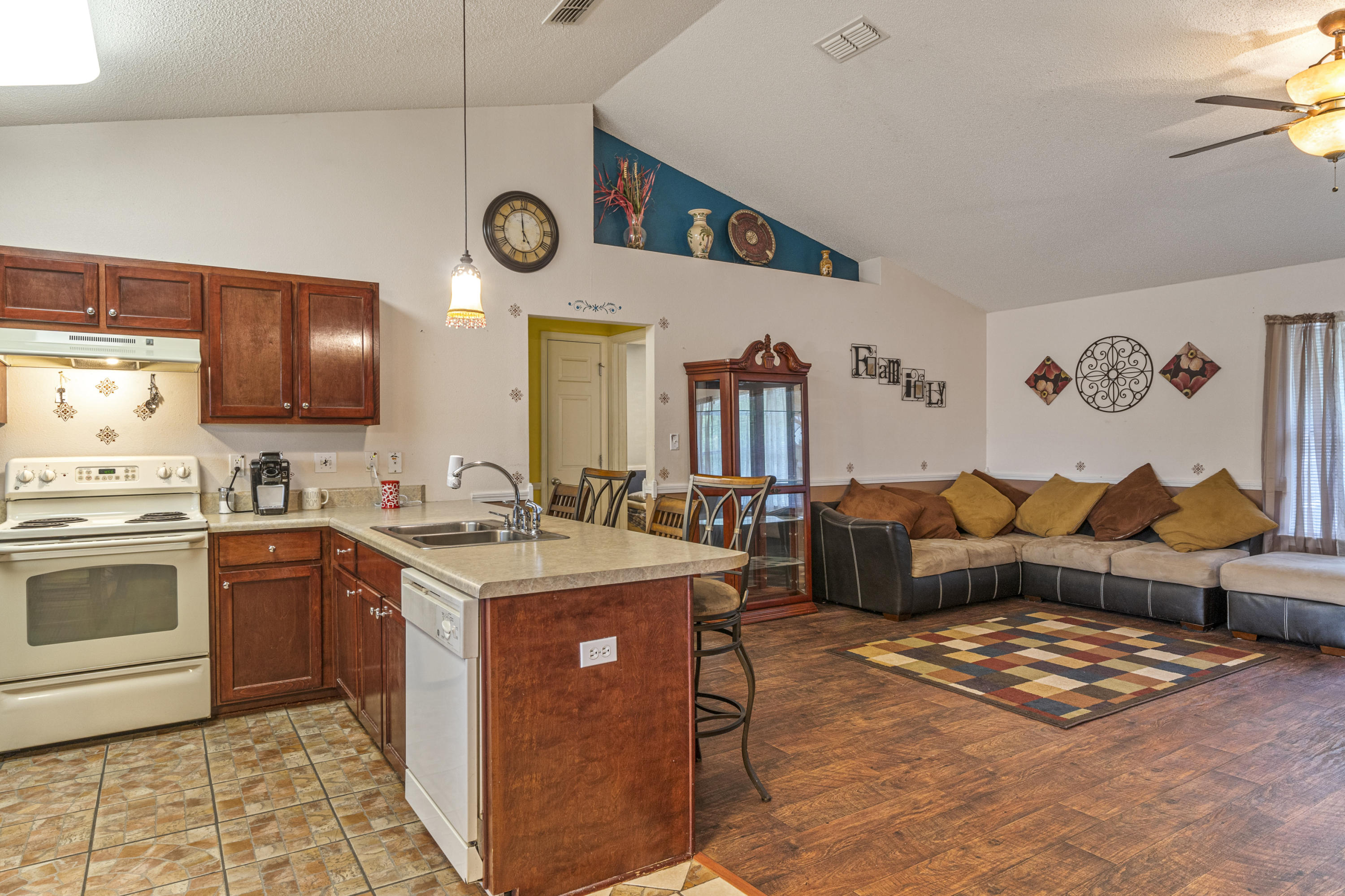 IRON GATE S/D PH I - Residential