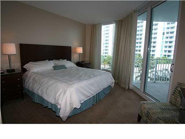 THE PALMS OF DESTIN - Residential Lease