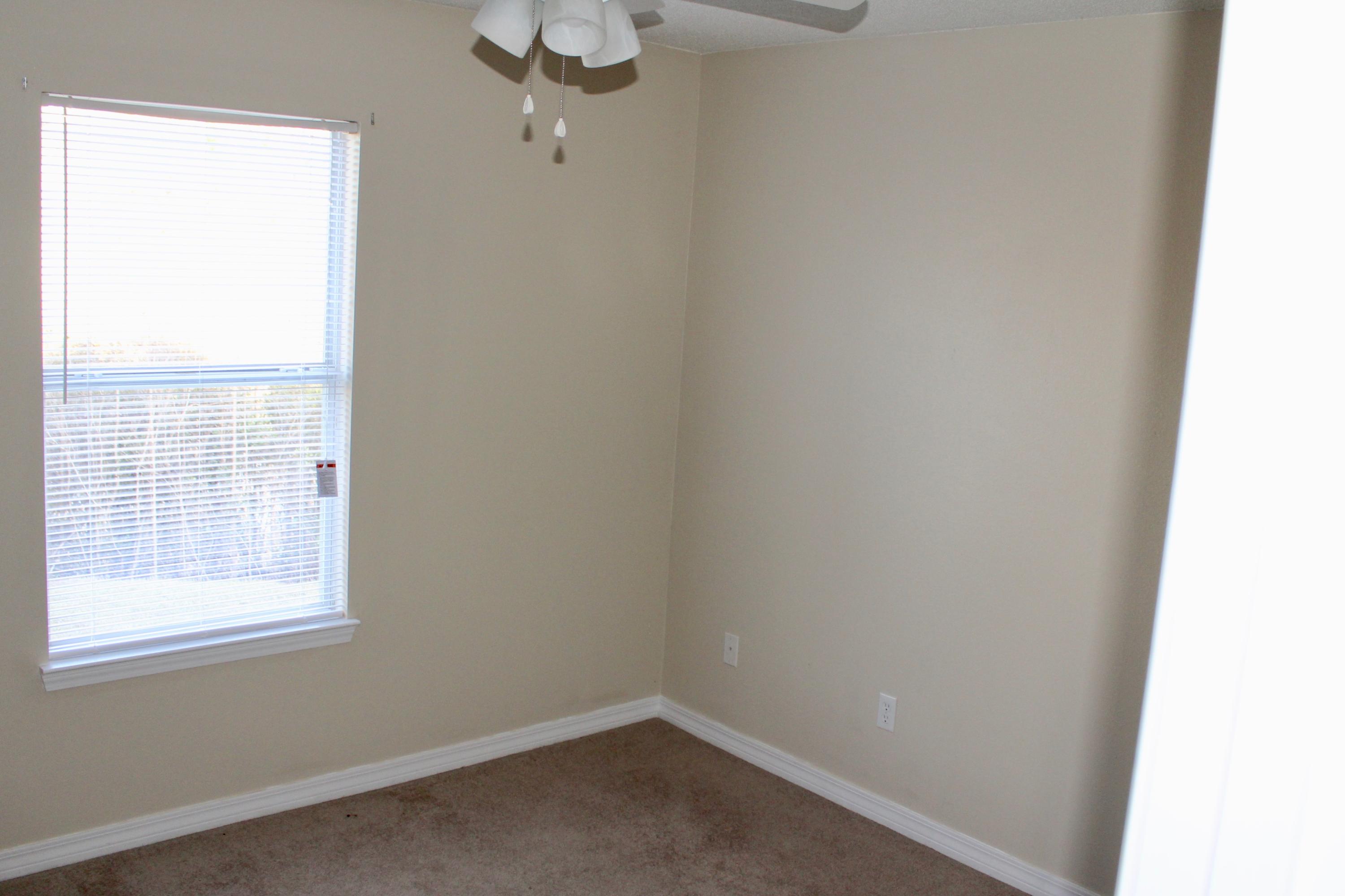 COUNTRYVIEW ESTATES 10TH ADDN - Residential