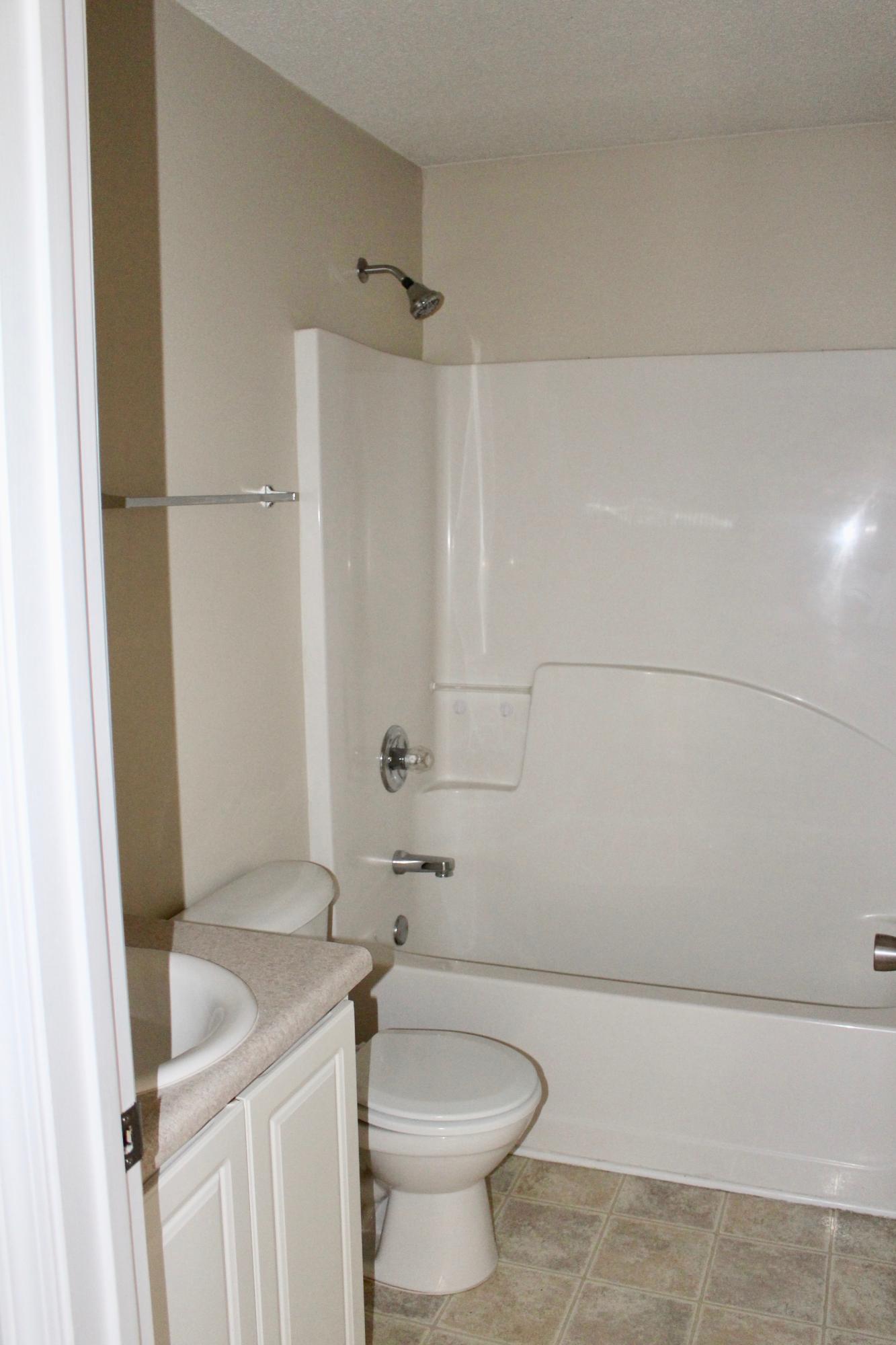 COUNTRYVIEW ESTATES 10TH ADDN - Residential