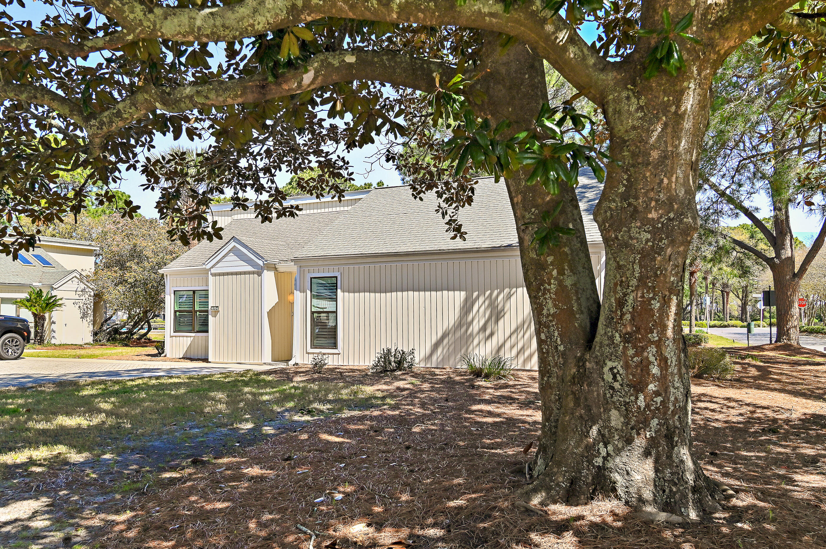 SANDPIPER VILLAGE CONDO - Residential