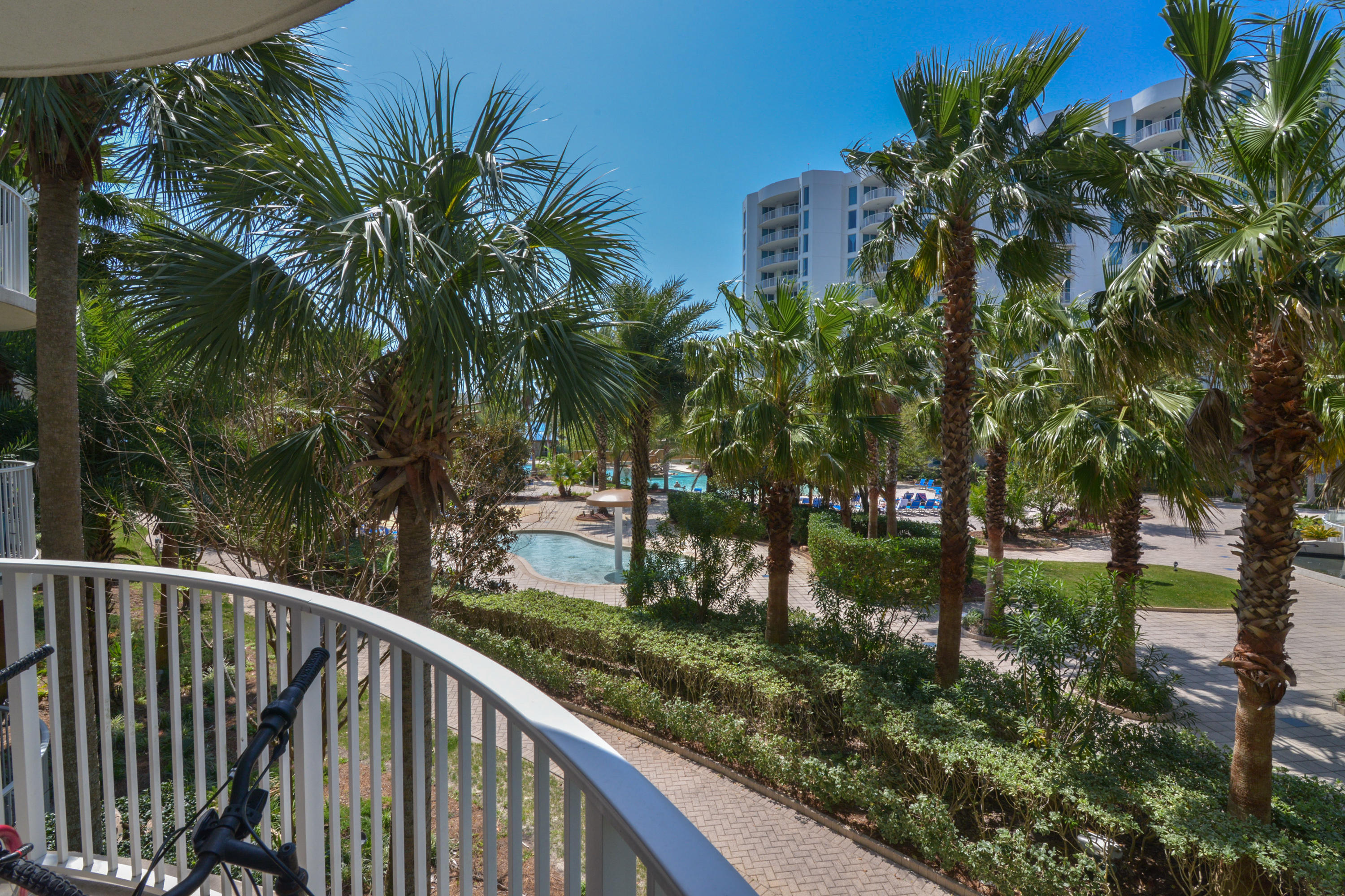 THE PALMS OF DESTIN - Residential