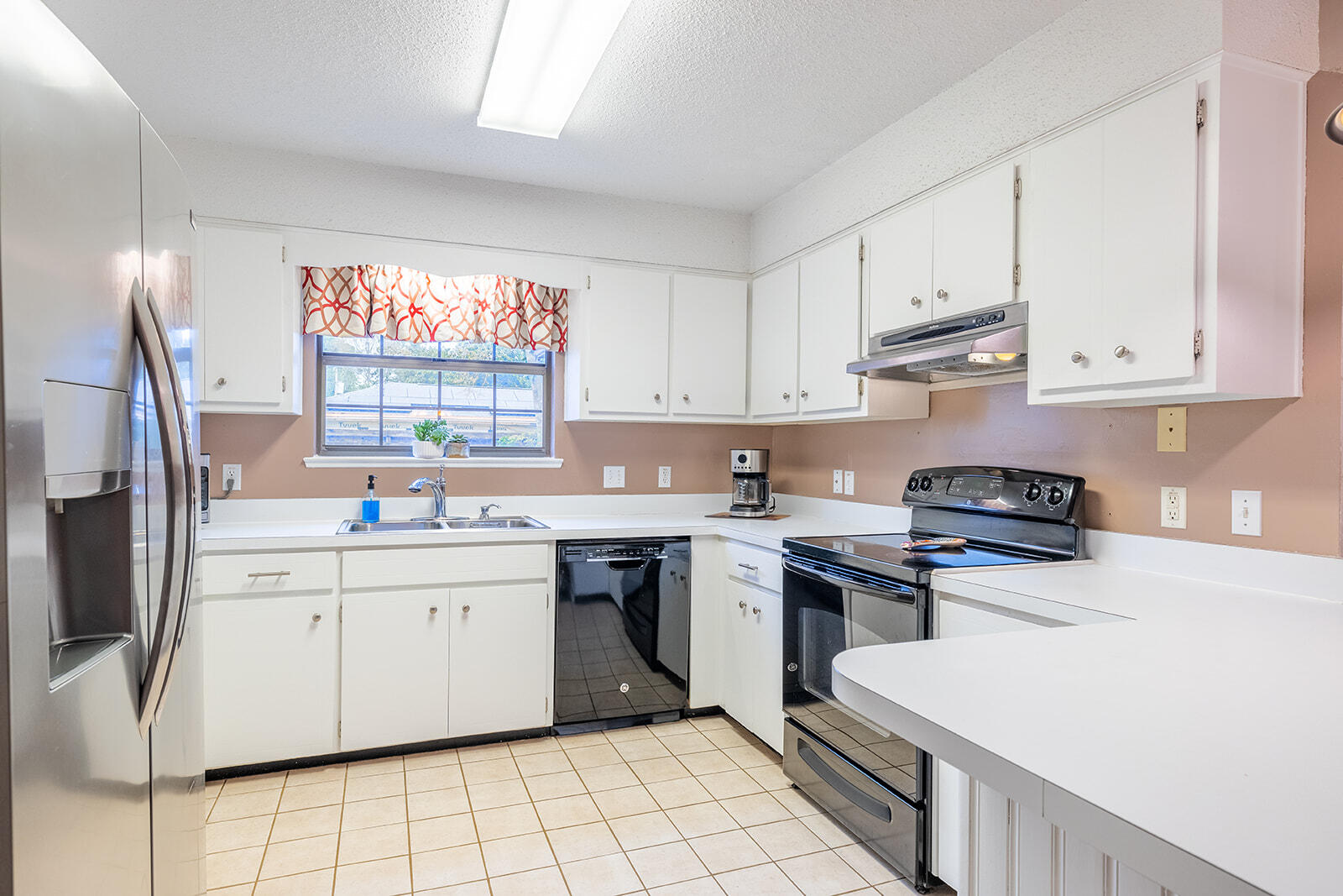 PINEWOOD ESTATES 2 - Residential