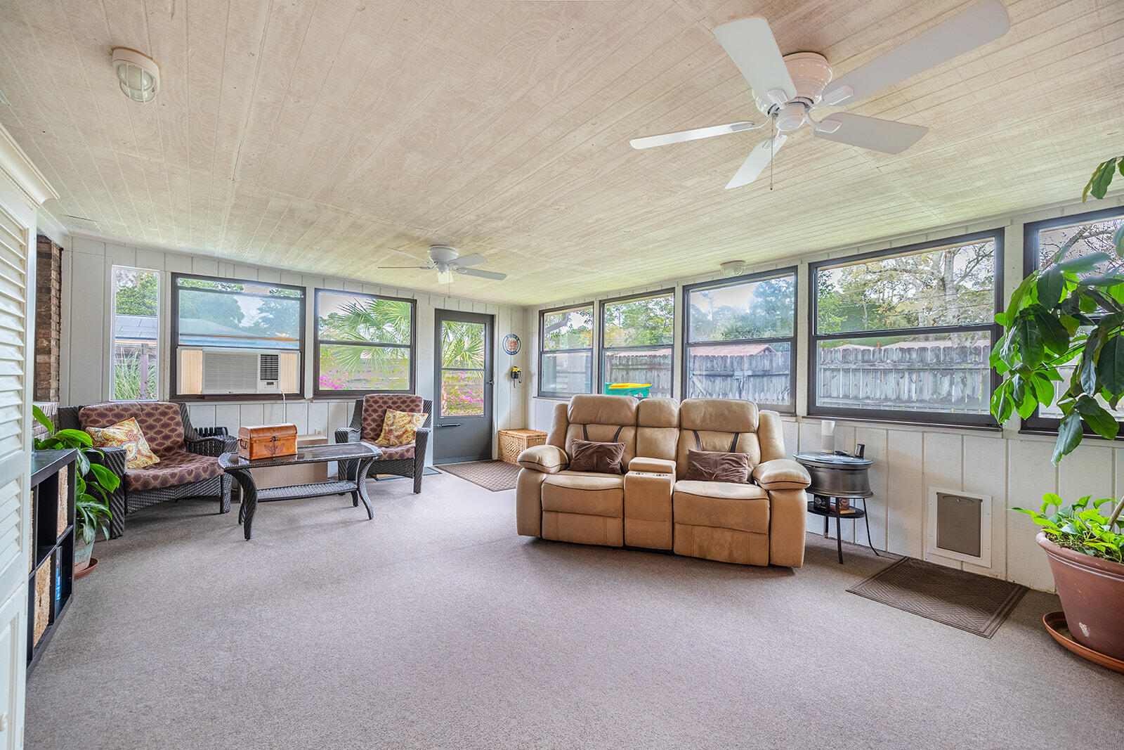 PINEWOOD ESTATES 2 - Residential