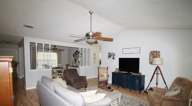 LAKEPOINT S/D PH 1 - Residential