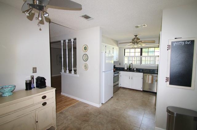 LAKEPOINT S/D PH 1 - Residential