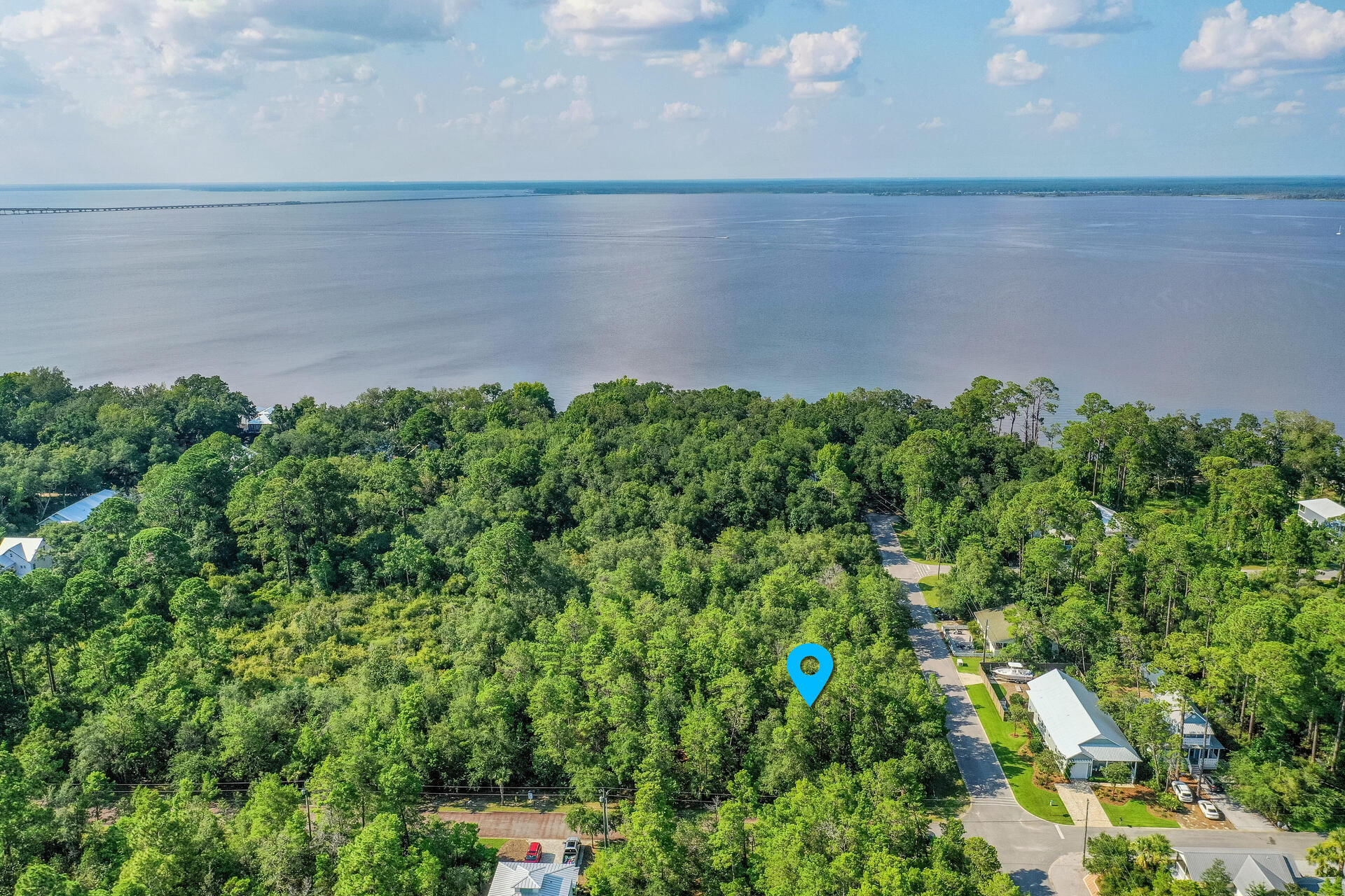 GRAYTON BAYOU - Land