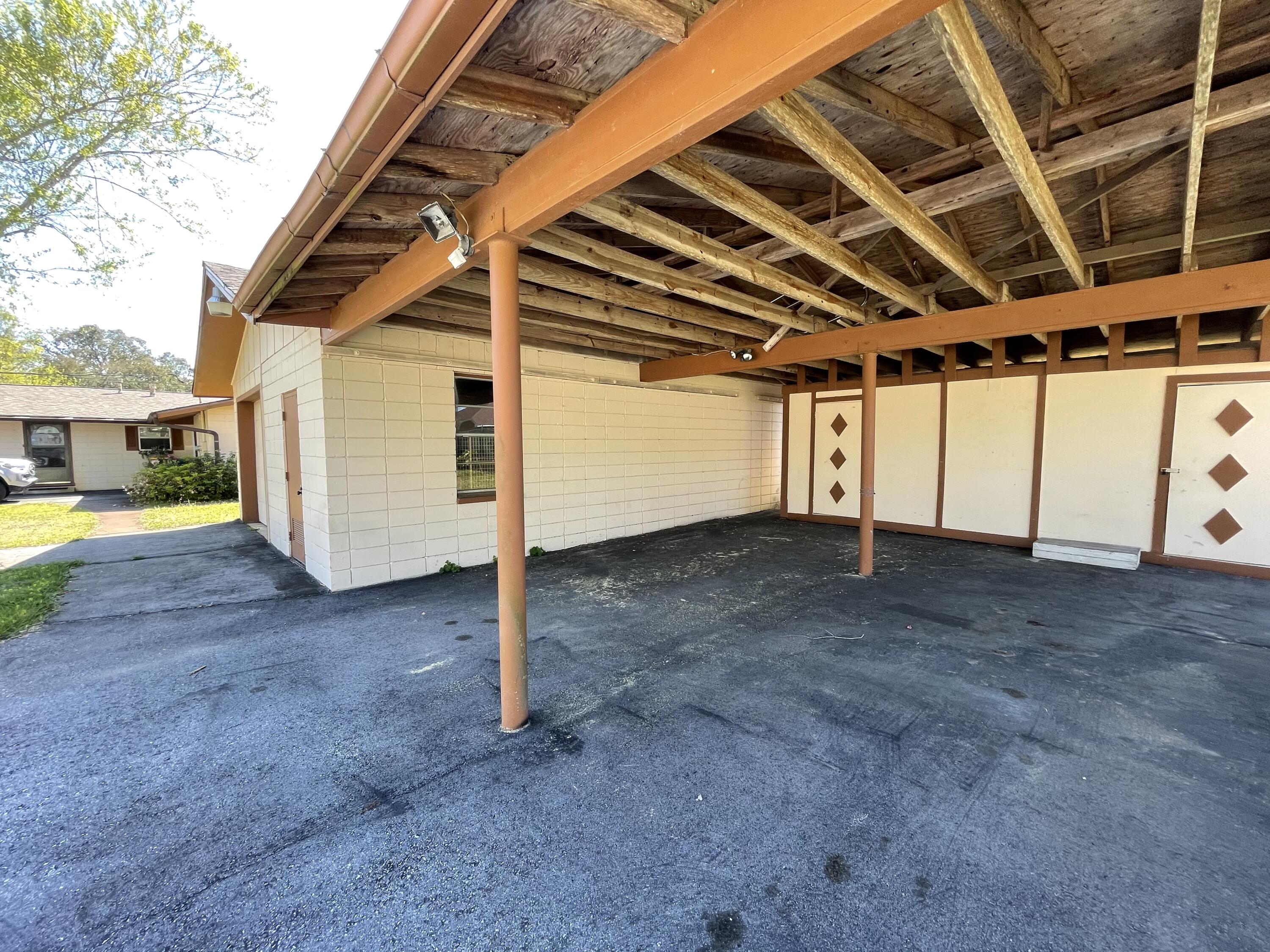 WYNNEHAVEN BEACH ESTATES - Residential