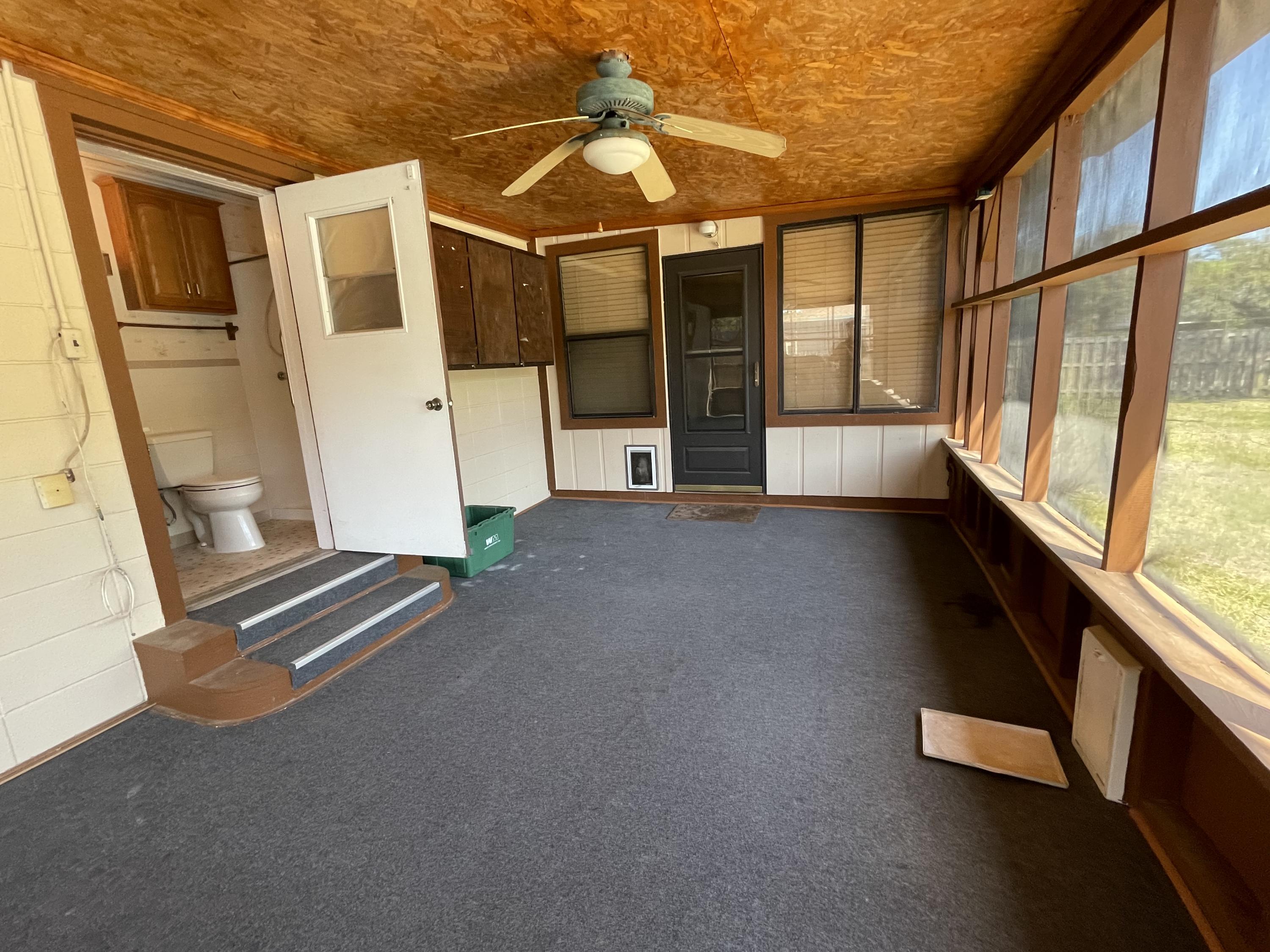 WYNNEHAVEN BEACH ESTATES - Residential