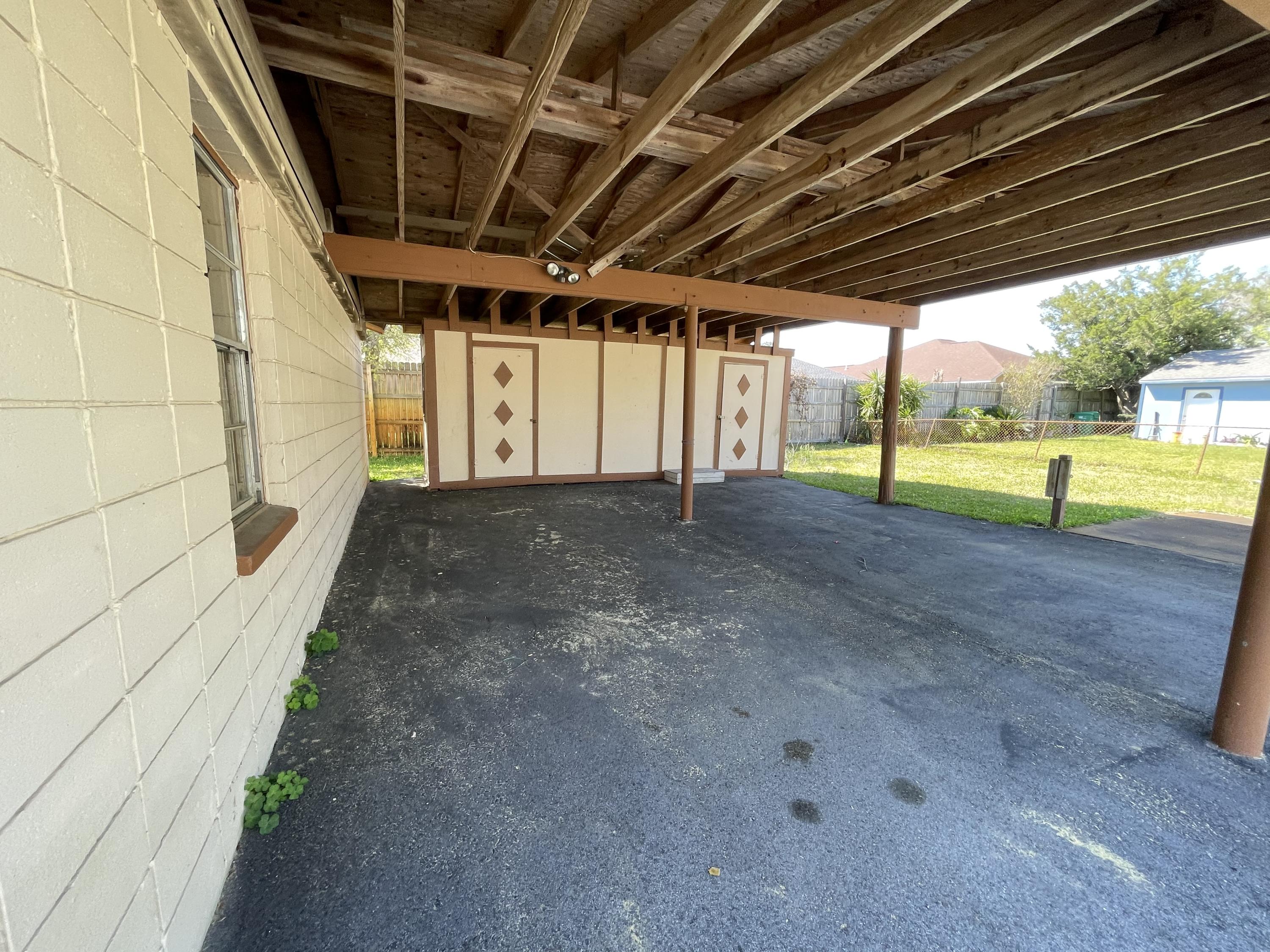 WYNNEHAVEN BEACH ESTATES - Residential