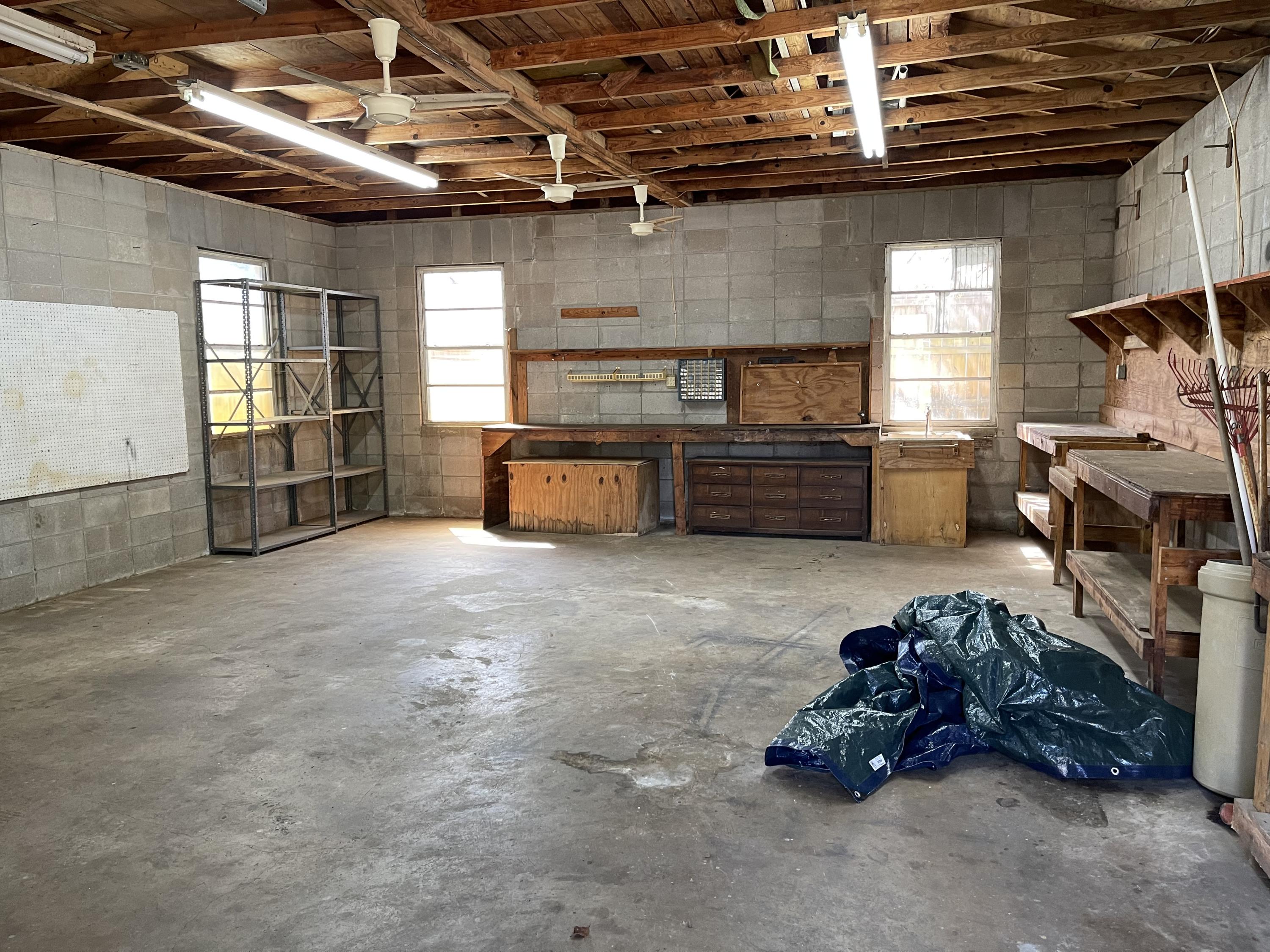 WYNNEHAVEN BEACH ESTATES - Residential