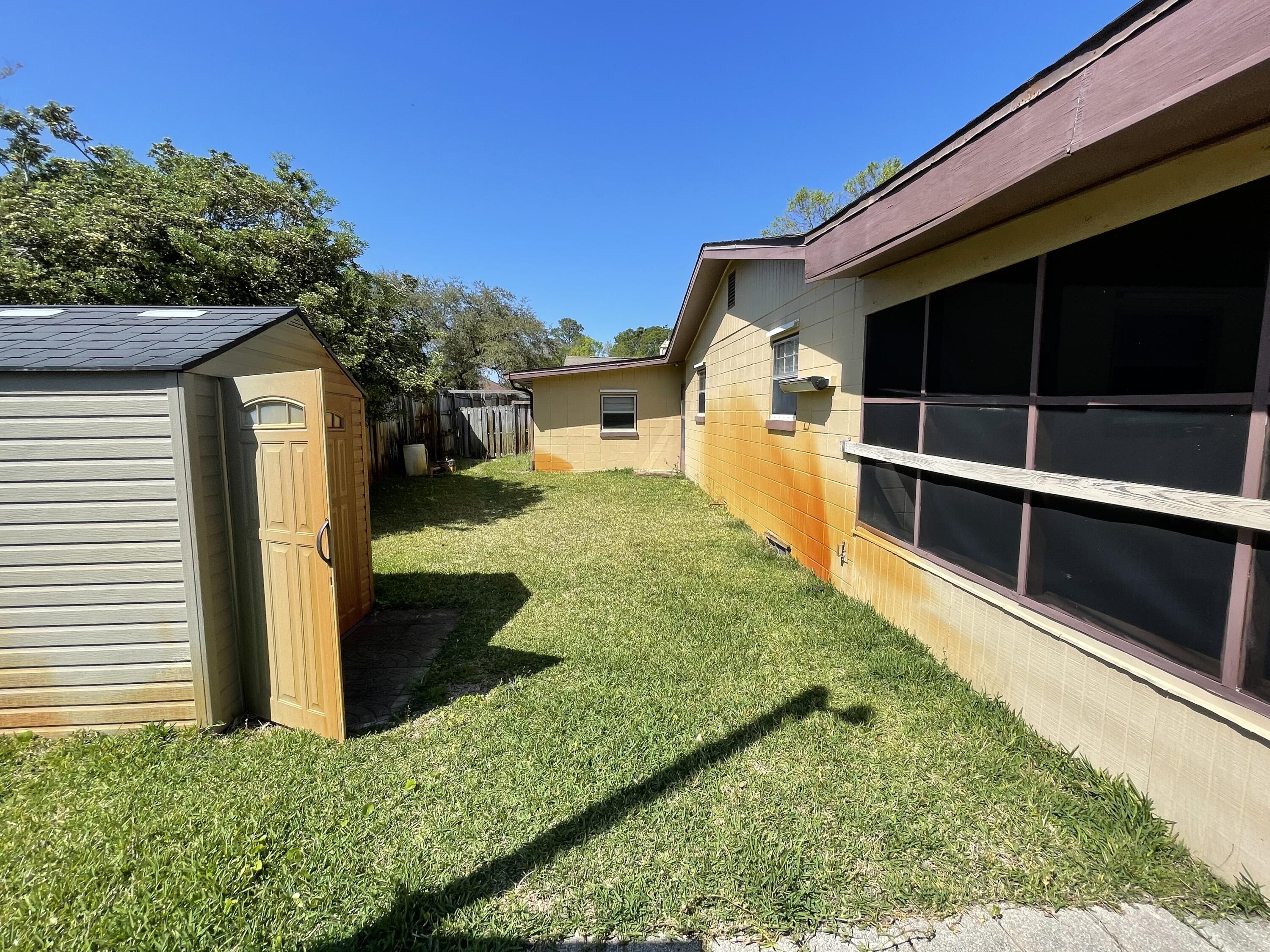 WYNNEHAVEN BEACH ESTATES - Residential